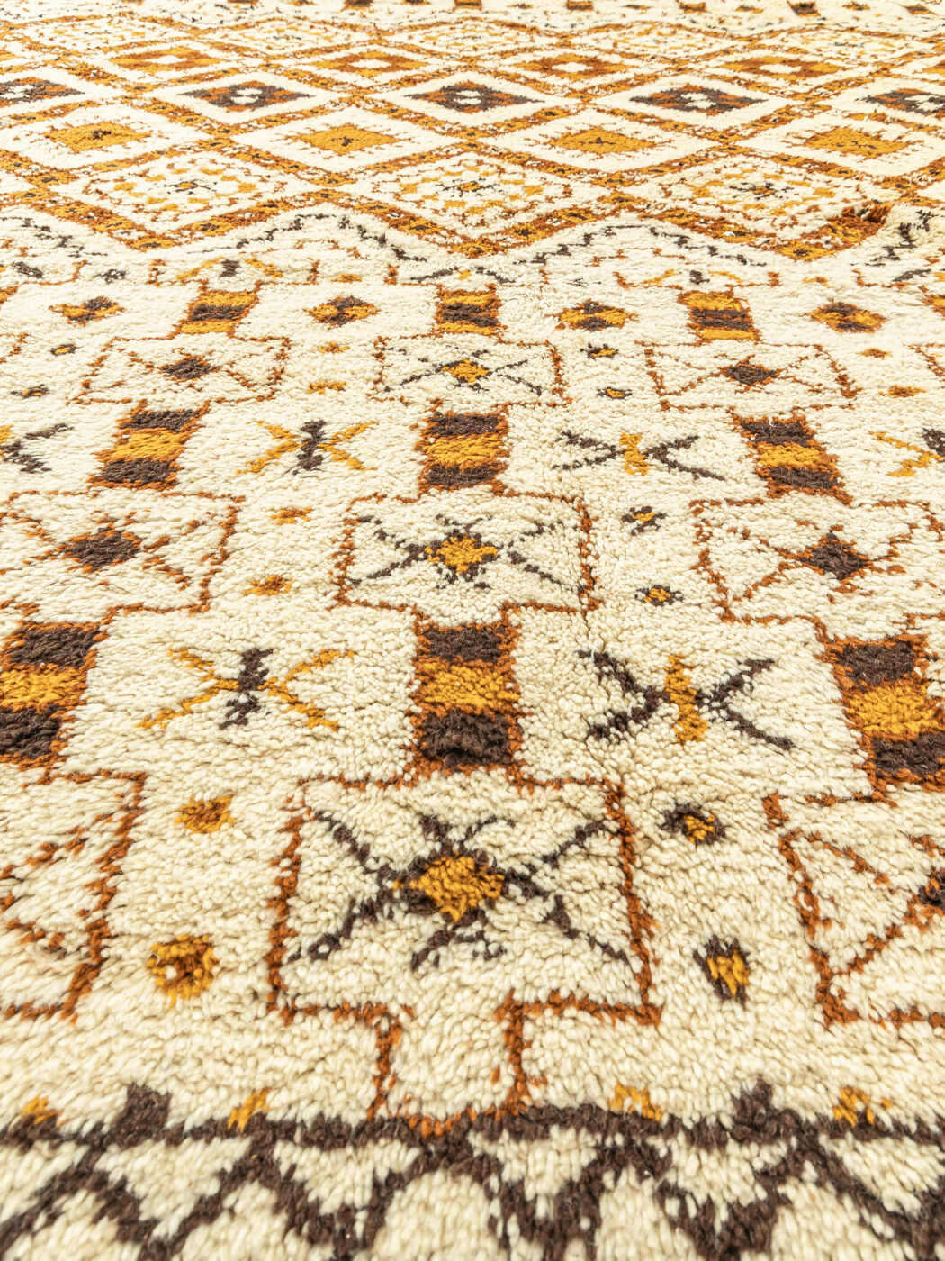 1960s berber carpet, 260 x 367