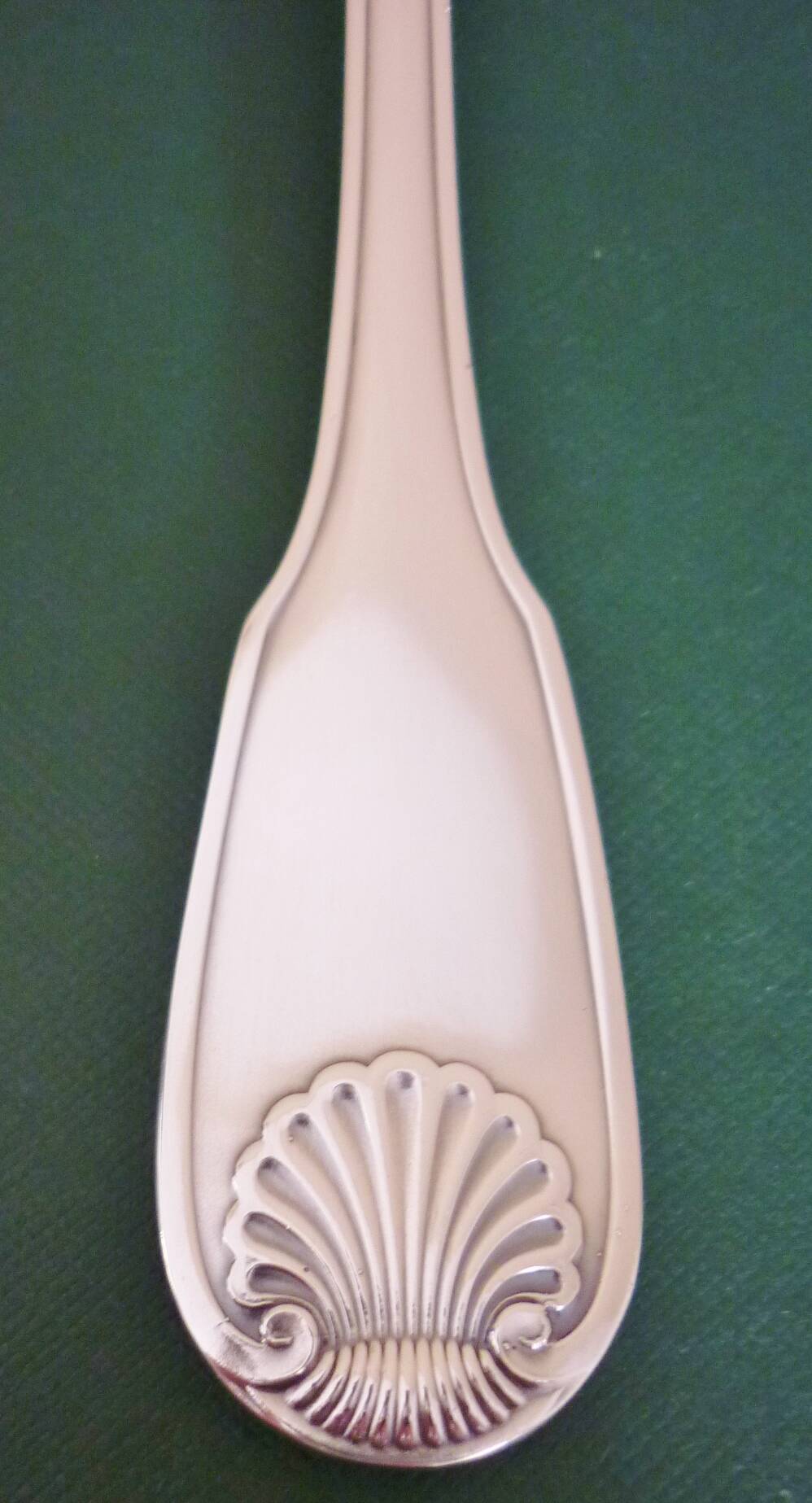 Fish serving cutlery, signed Christofle, original box, Vendôme model, shell