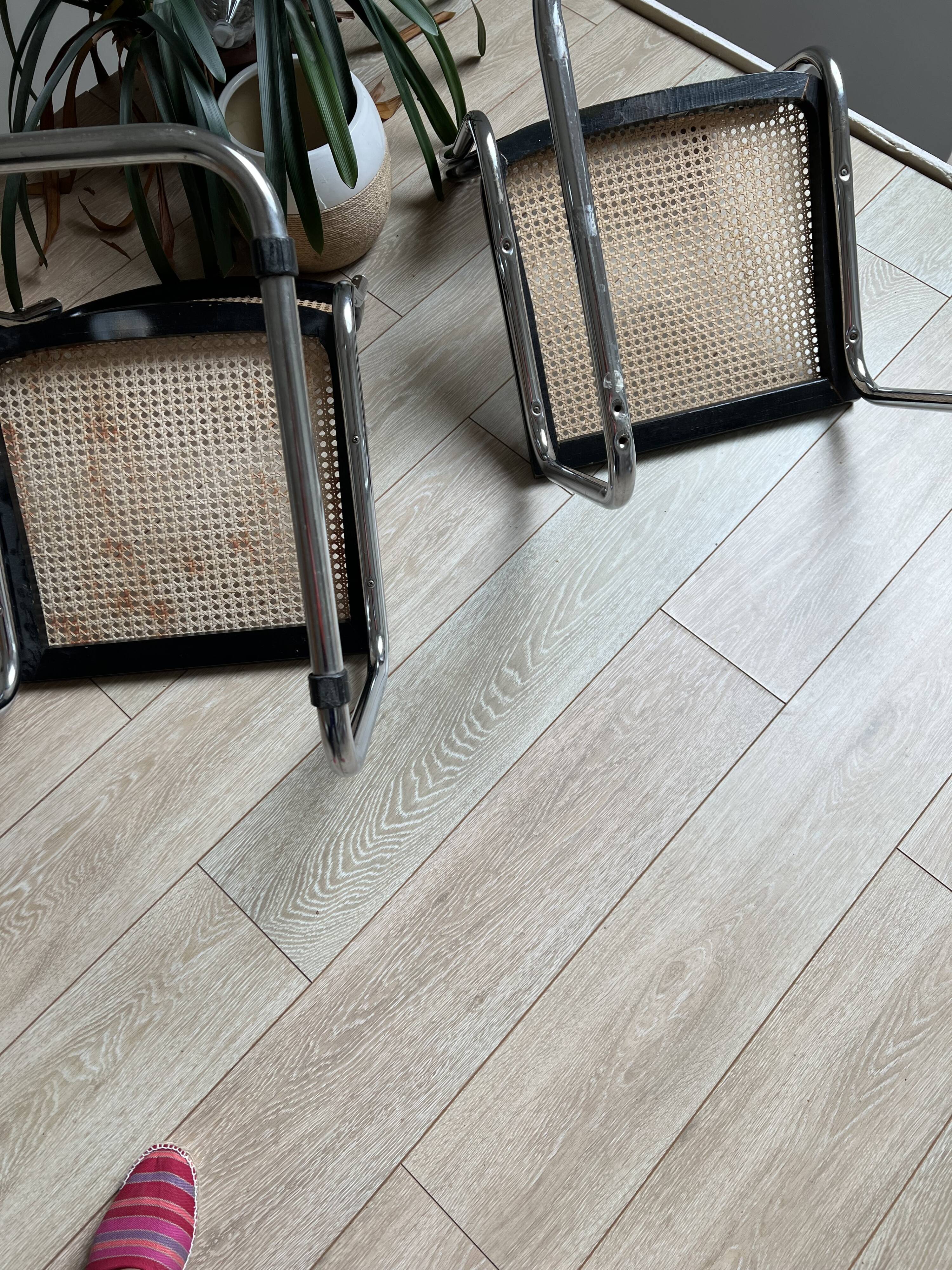 Chaises Cesca B32 par Marcel Breuer