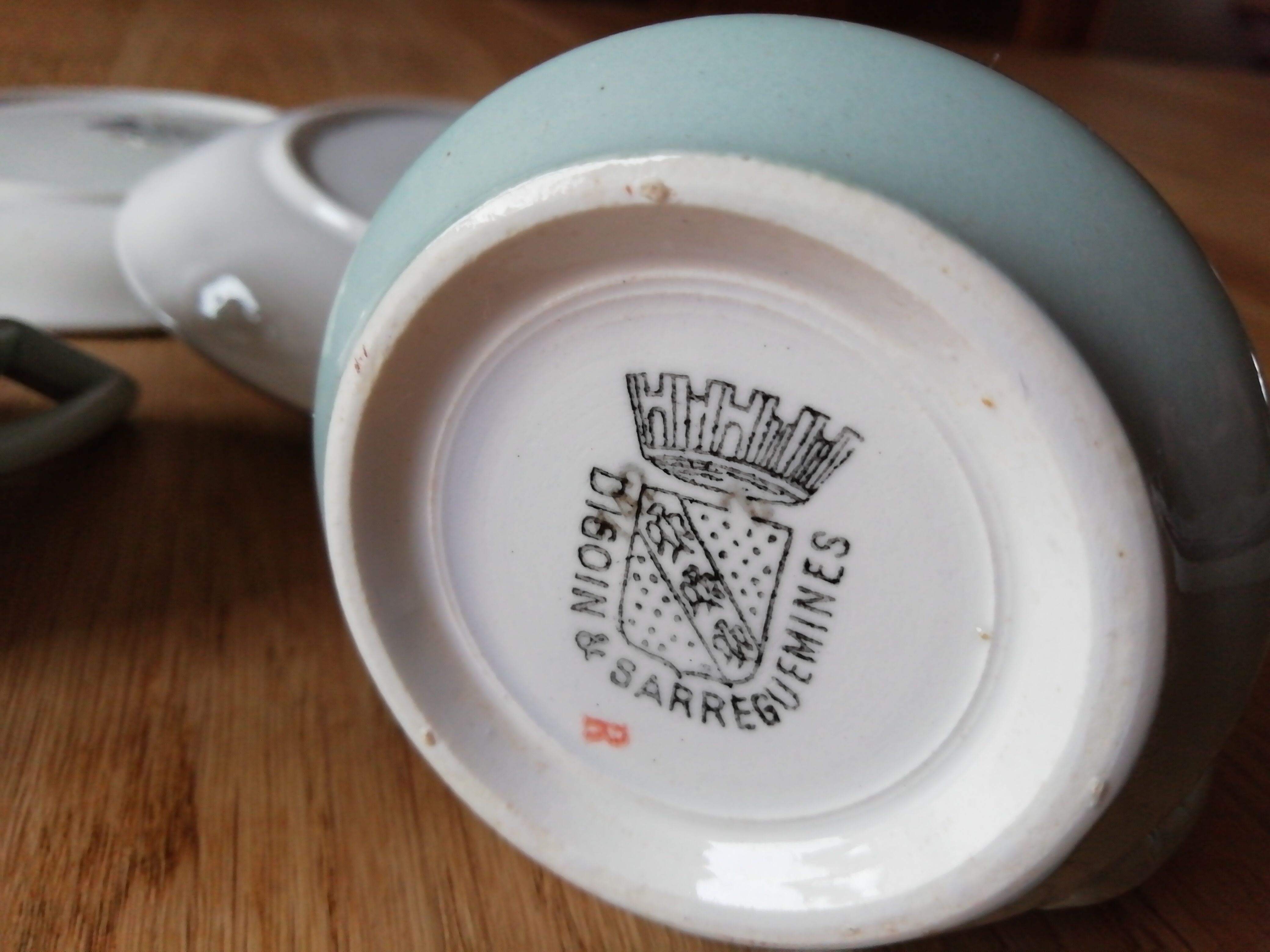Paire de tasses Digoin Sarreguemines