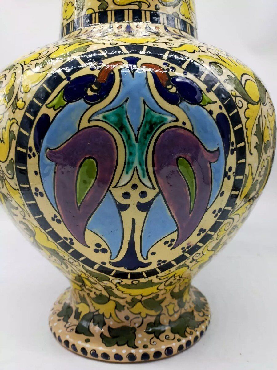 Vase En Majolique Art Nouveau