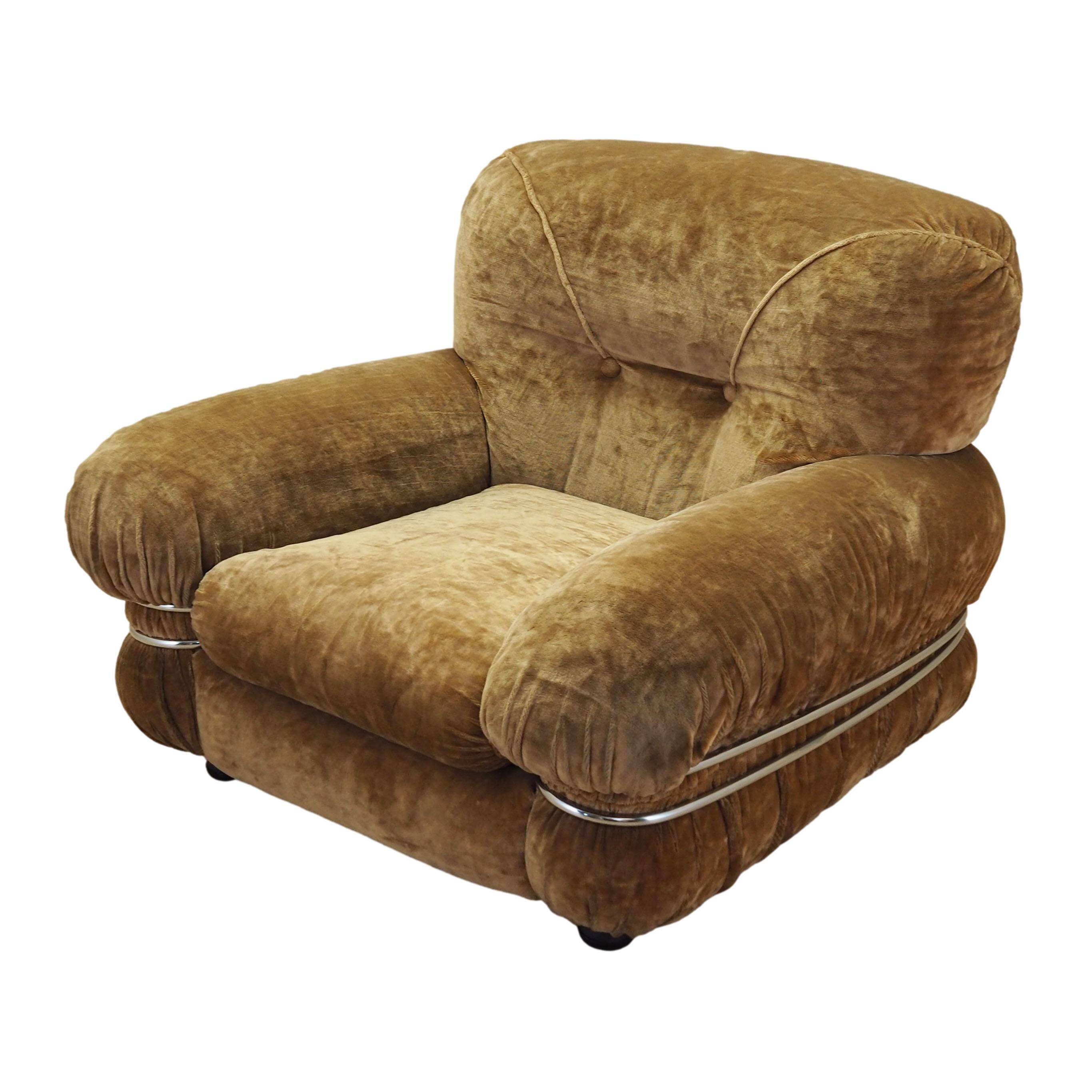 Velour armchair, Italian design, 1970s, production: Italy