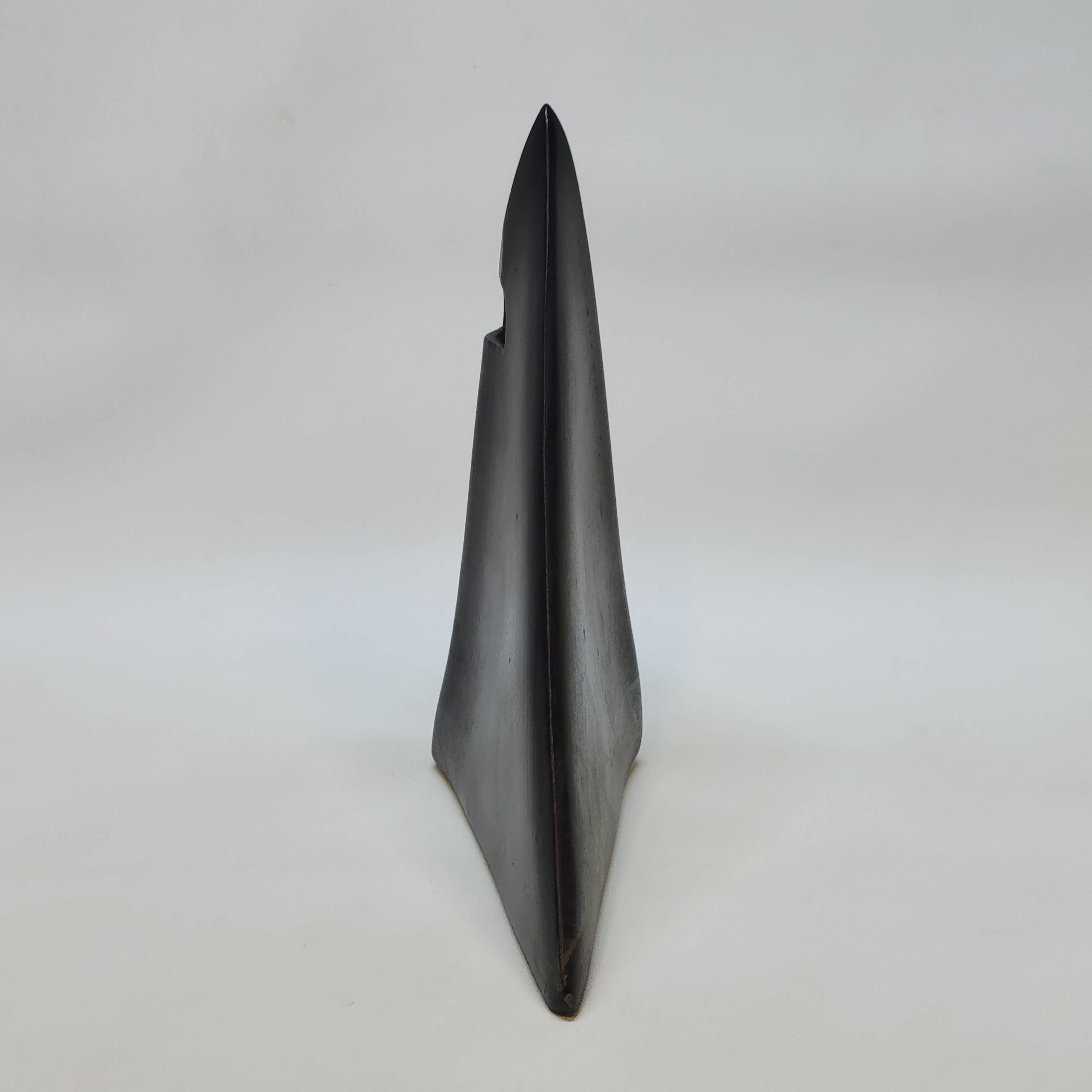Soliflore vase in black ceramic pyramid or manta ray design
