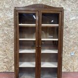 Bistro wall display case
