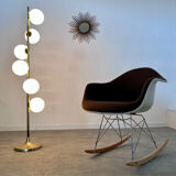 Old floor lamp in brass and opaline design from the 70s Max Bill lamp