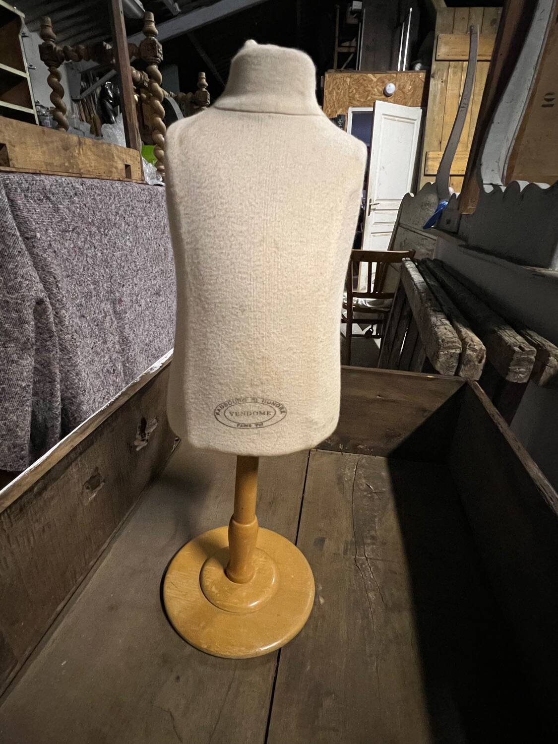 Child window mannequin