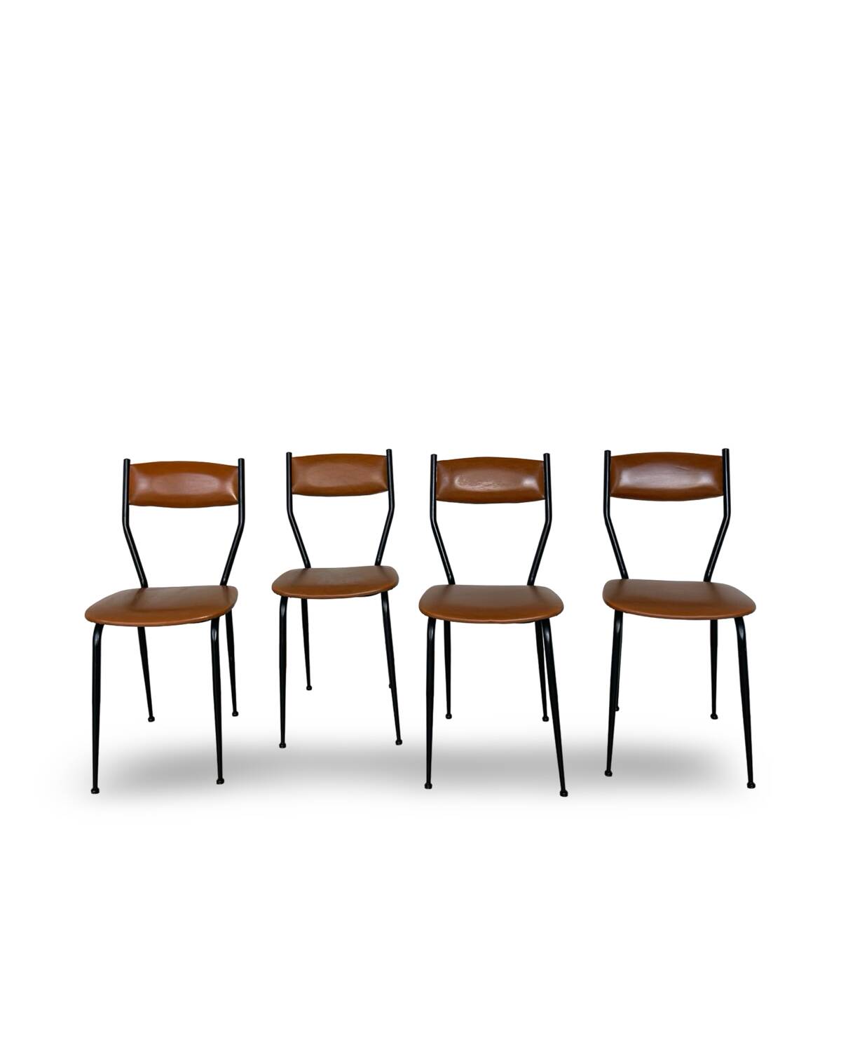 Chaises italiennes du milieu du siècle, années 1960.