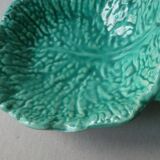 Double ceramic cups shape cabbage leaves