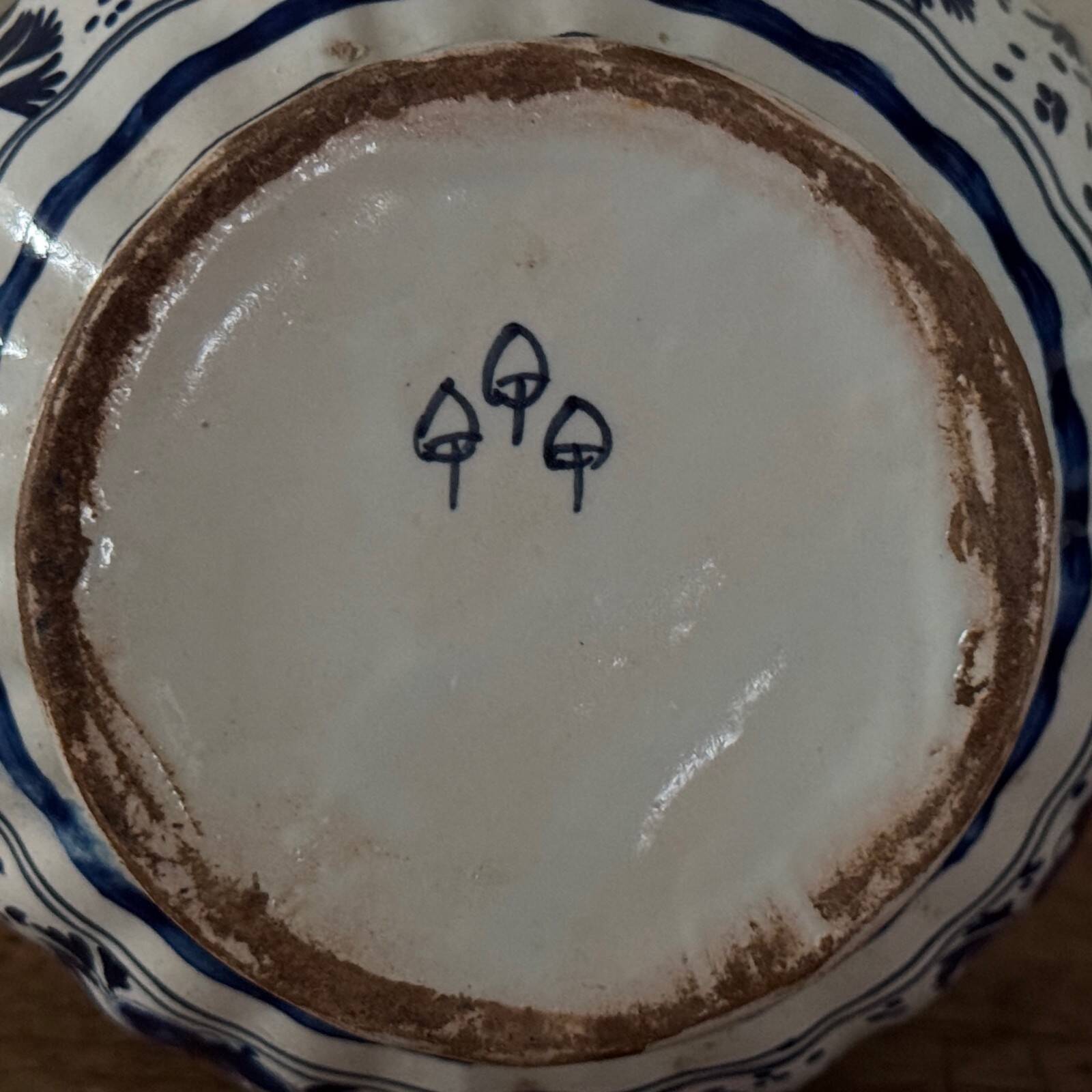 Vase gourde en faïence de Delft XVIIIe décor floral