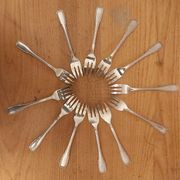 Set de 12 fourchettes à huitres ercuis en métal argenté