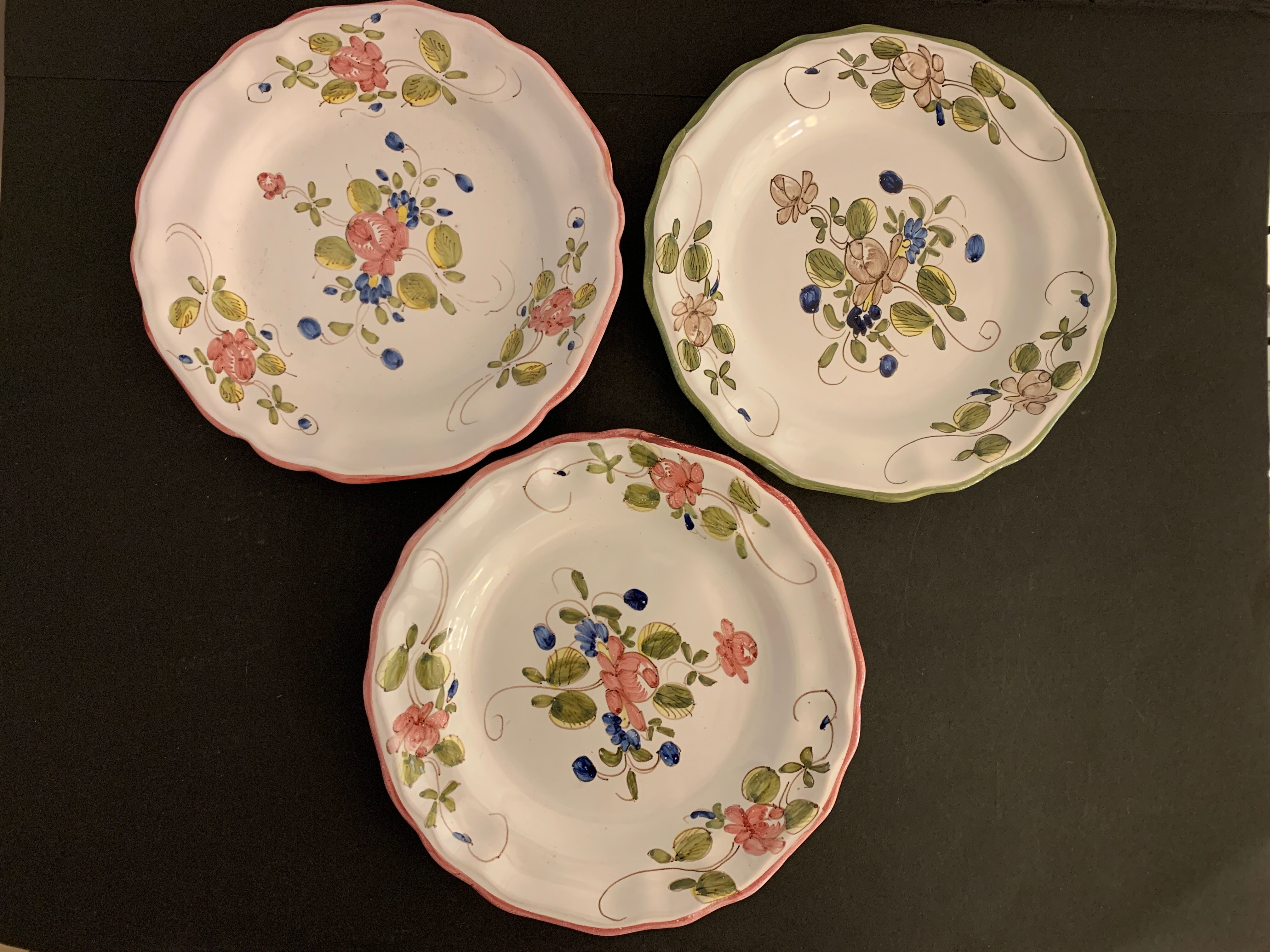 3 sweet pea plates, Samadet earthenware, 18th century