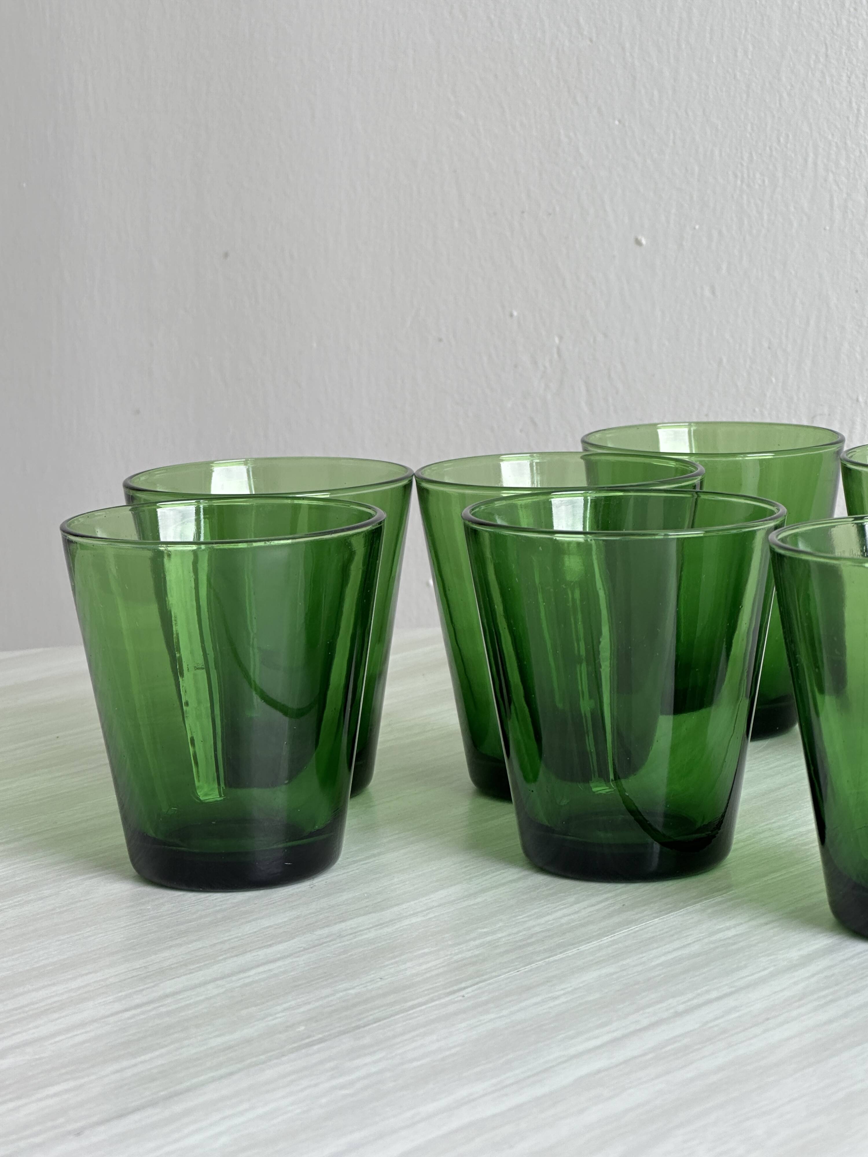Set of 6 green water glasses, translucent thick glass