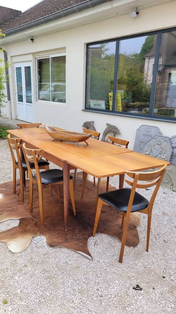 Ensemble salle à manger scandinave, 6 chaises avec table à rallonges 1950s