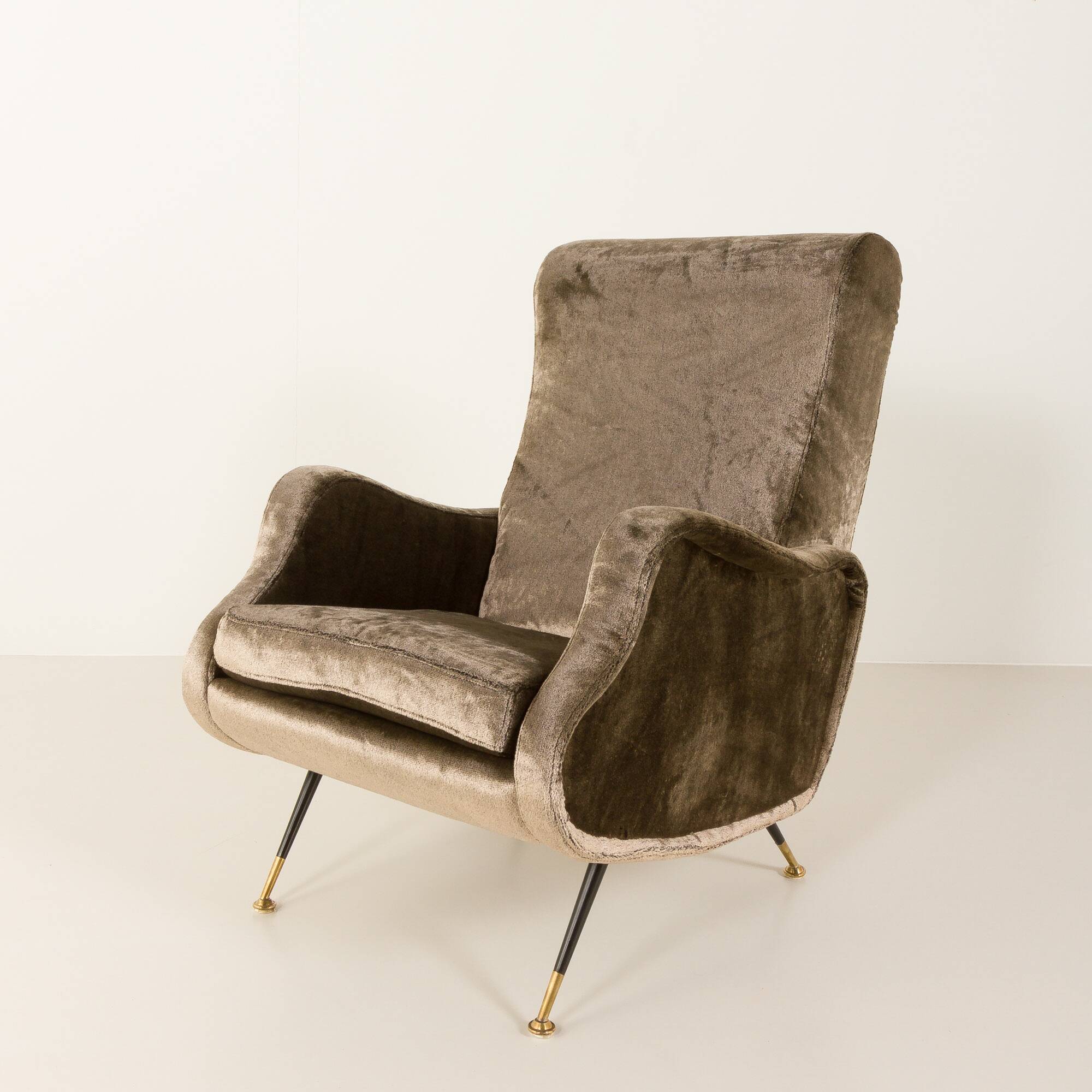 Italian velevet mid century lounge chair in the style of Marco Zanuso, 1960