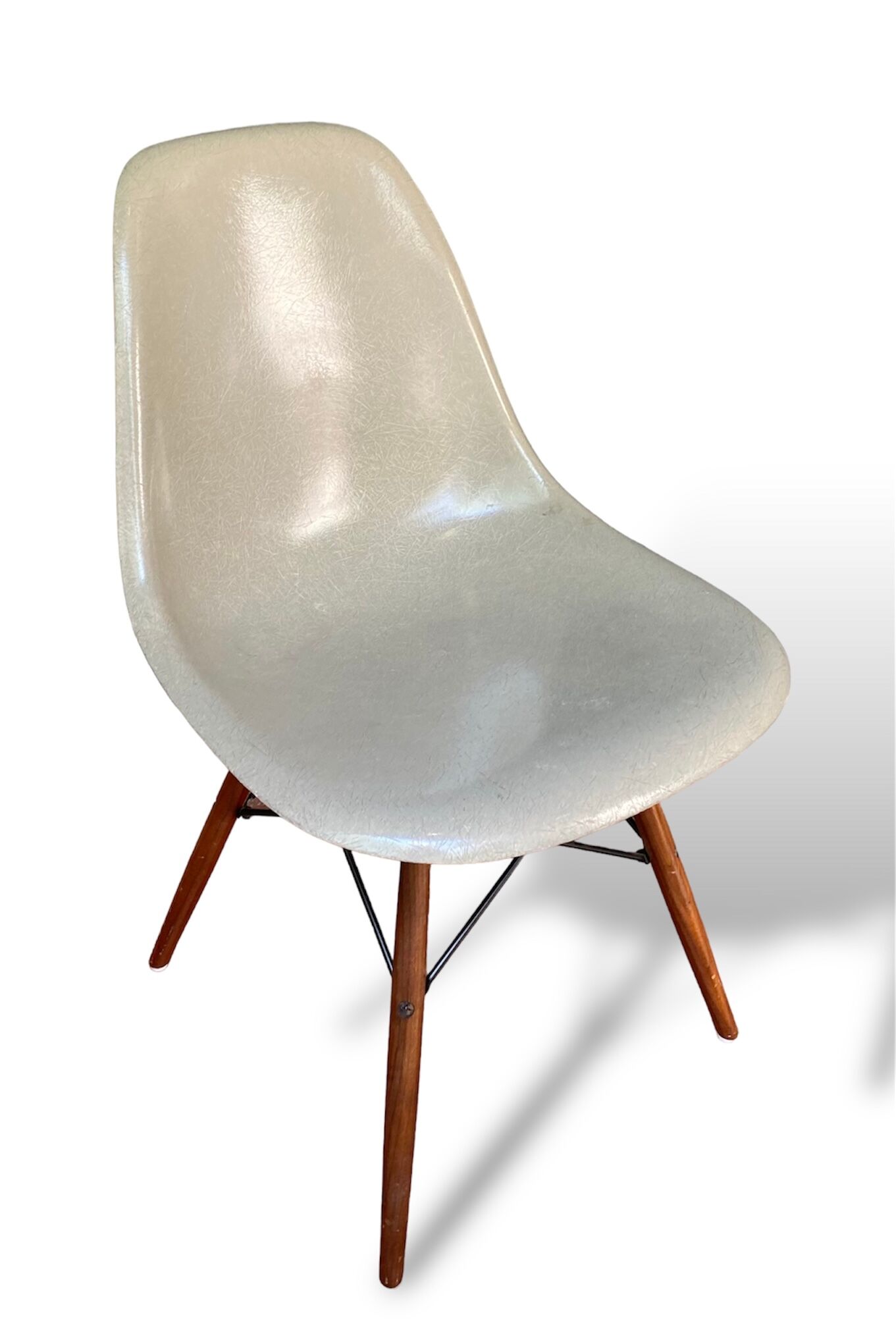 DSW Fiberglass Chair - Charles Eames - 50s
