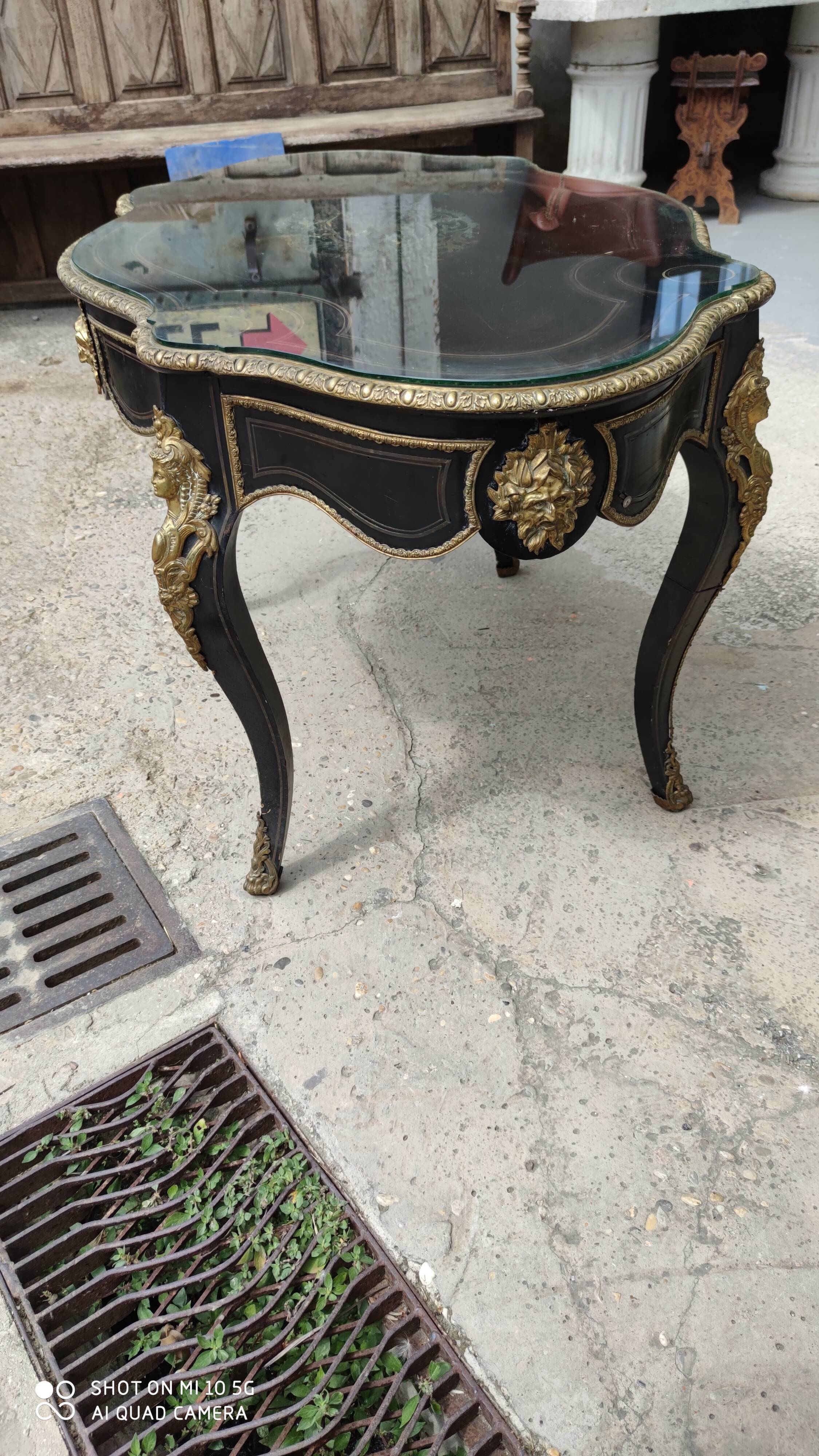 Table desk middle marquetry called "Boulle" napoleon III era