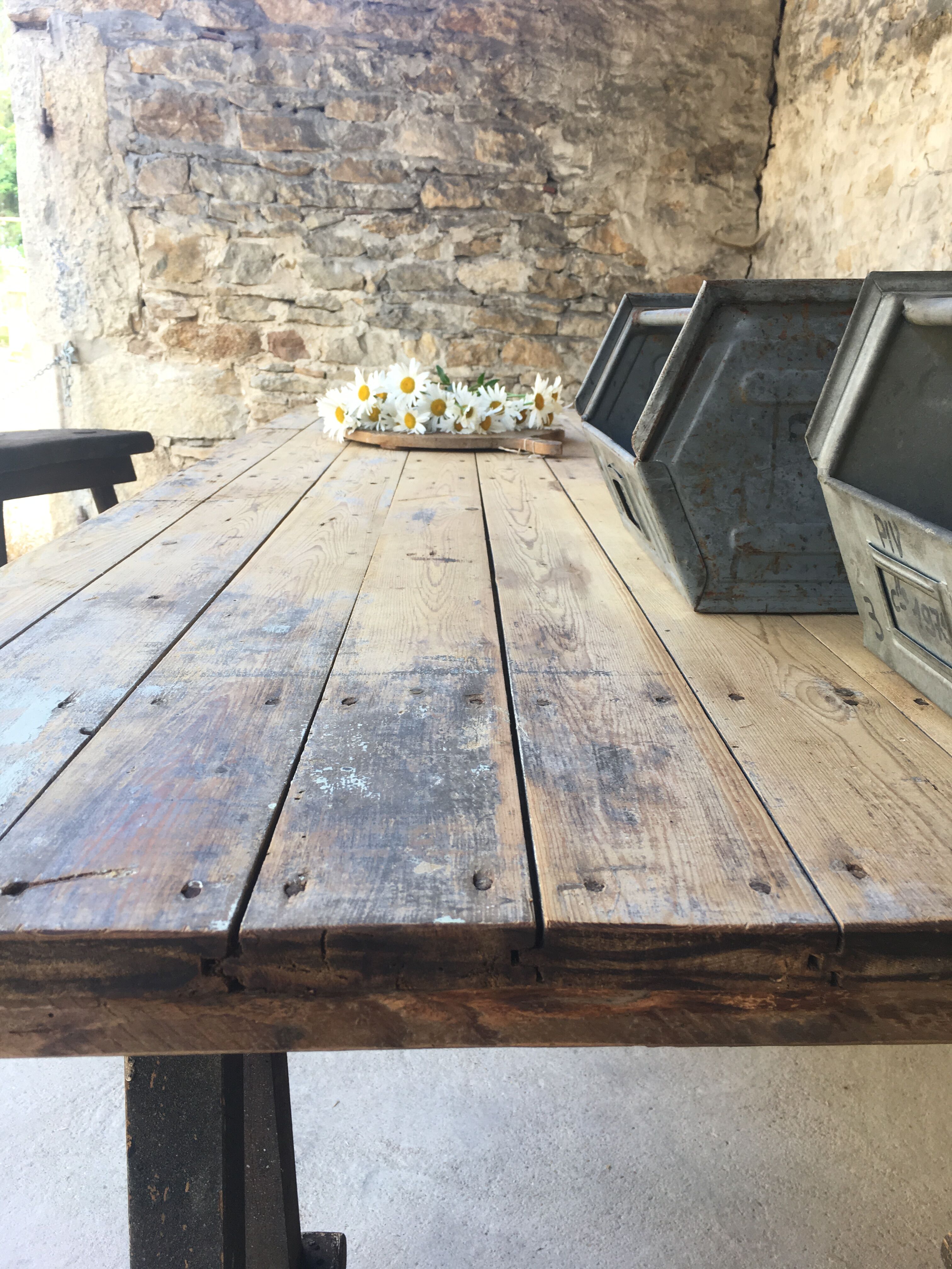 Old table workshop on trestles