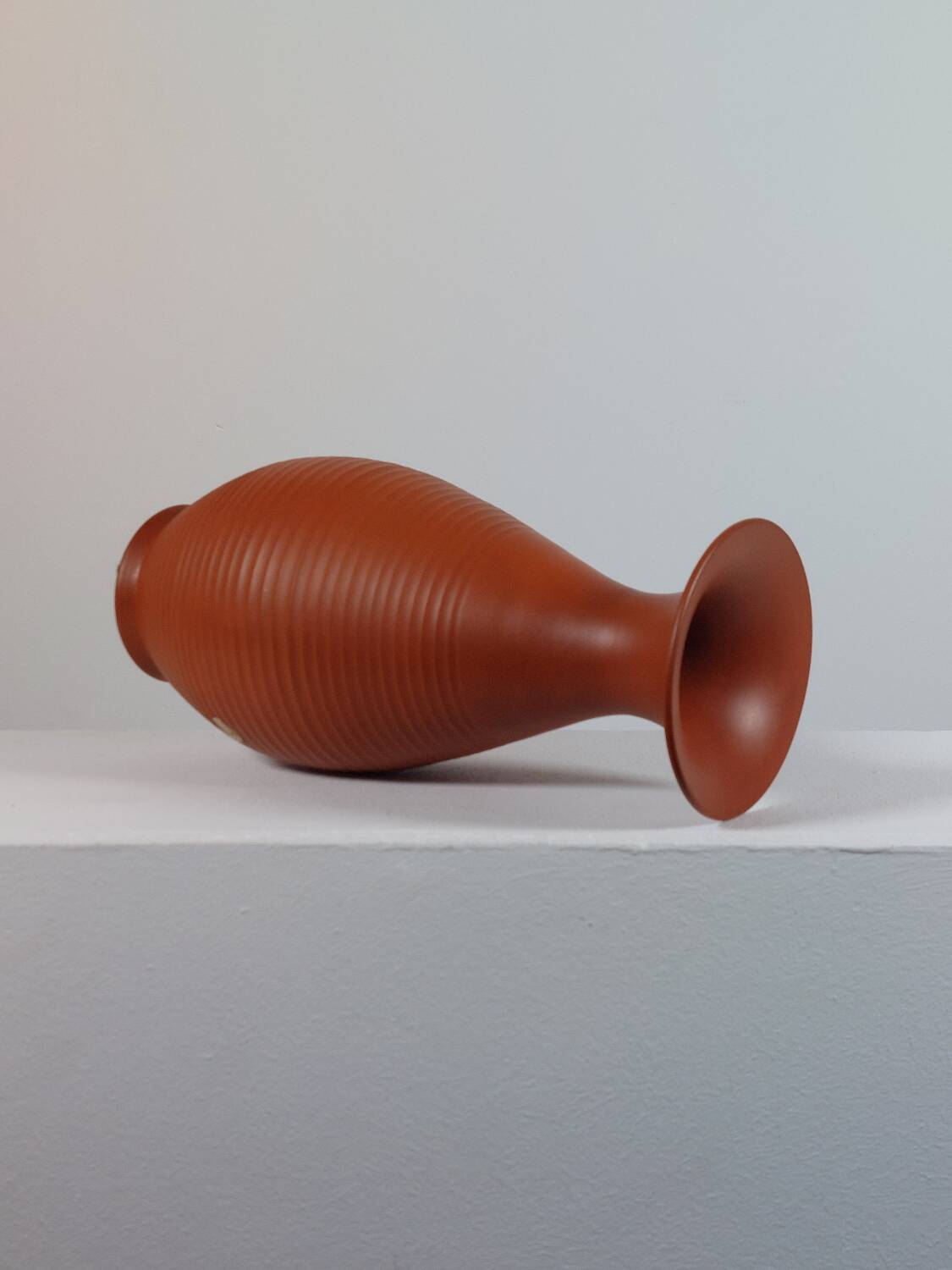 Vase vintage fait main des années 50 par Jawa