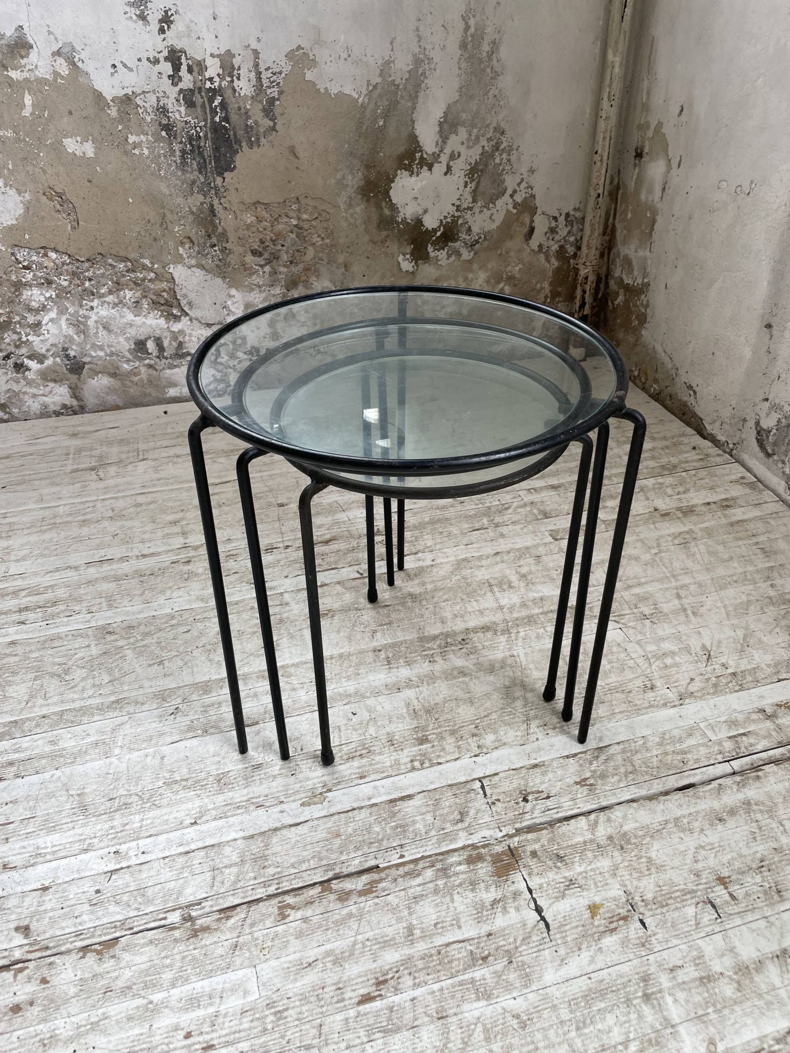 Tables basses gigogne métal et verre années 50