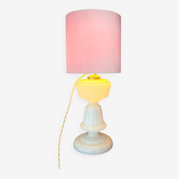 Powder pink opaline lamp