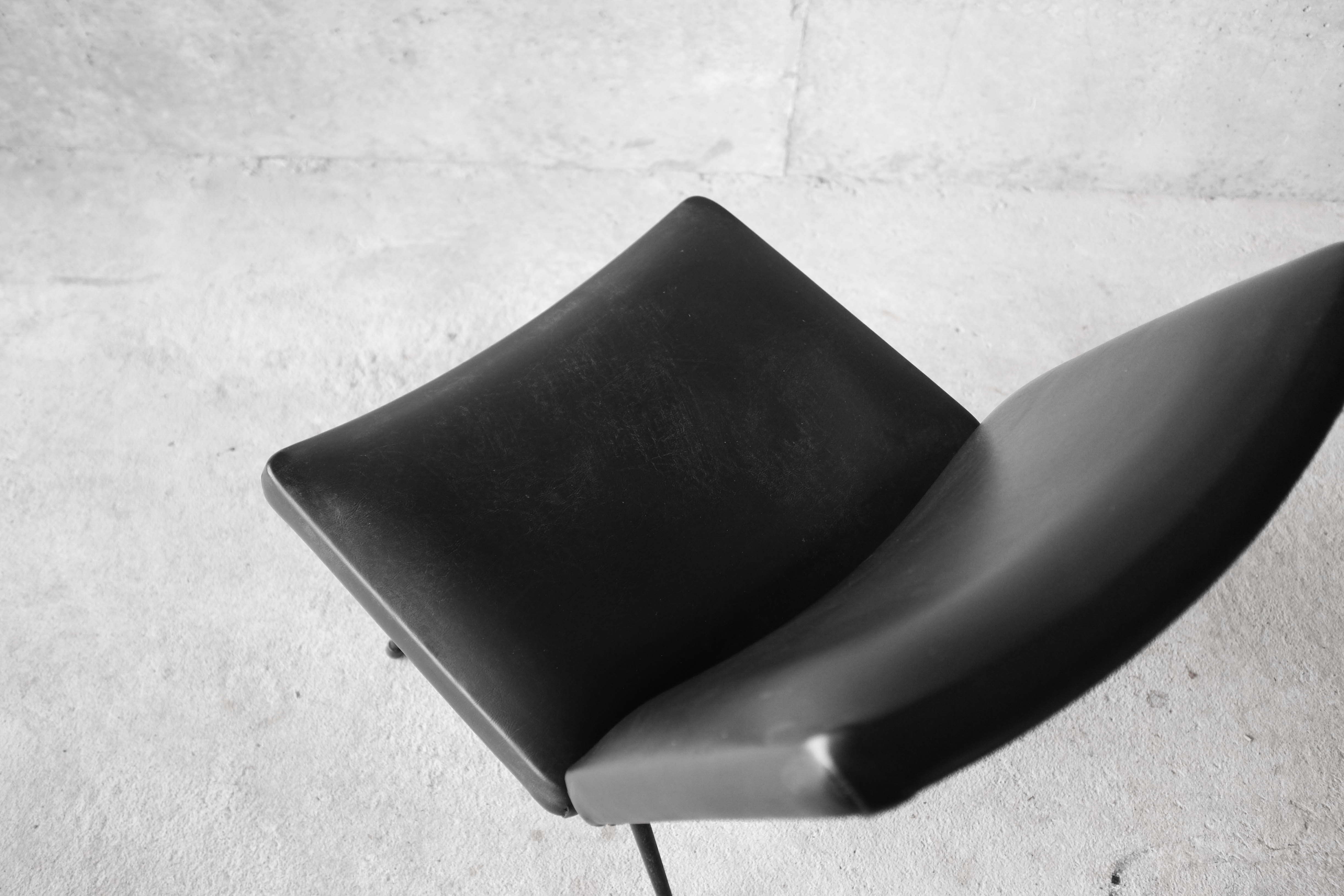 Armchair design vintage 60s black