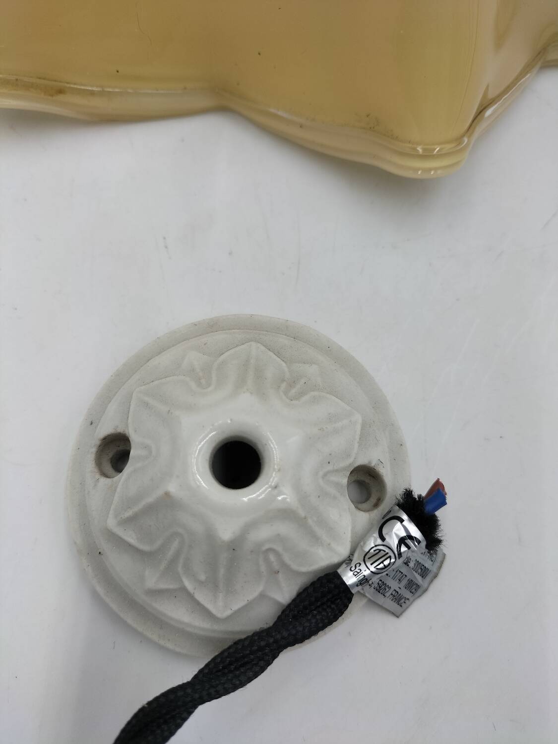 Opaline pendant light