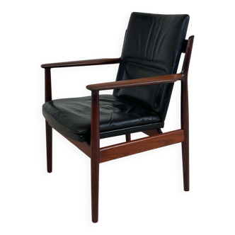 Rosewood armchair by Arne Vodder sibast edition 1960