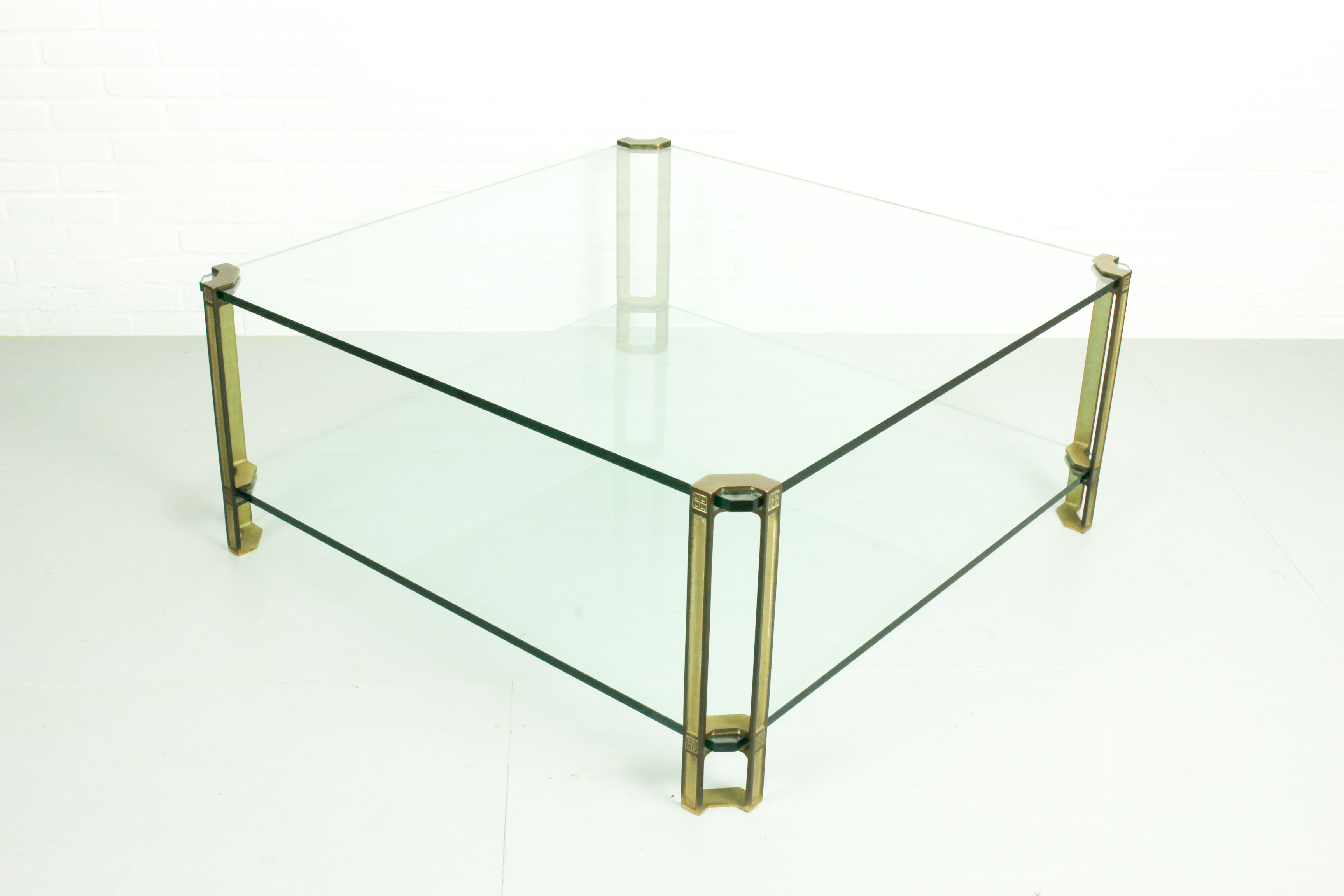 Pioneer serie model T24D coffee table by Peter Ghyczy, 1970