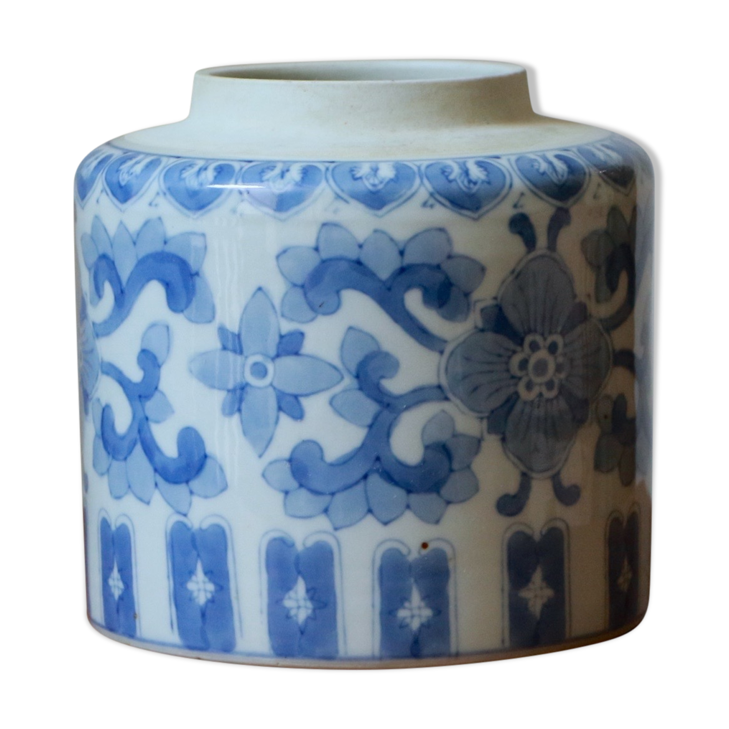 Chinese porcelain vase