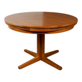 Danish Dining Table Flip-Flap Edition Dyrlund Model "Lotus" in Teak 1