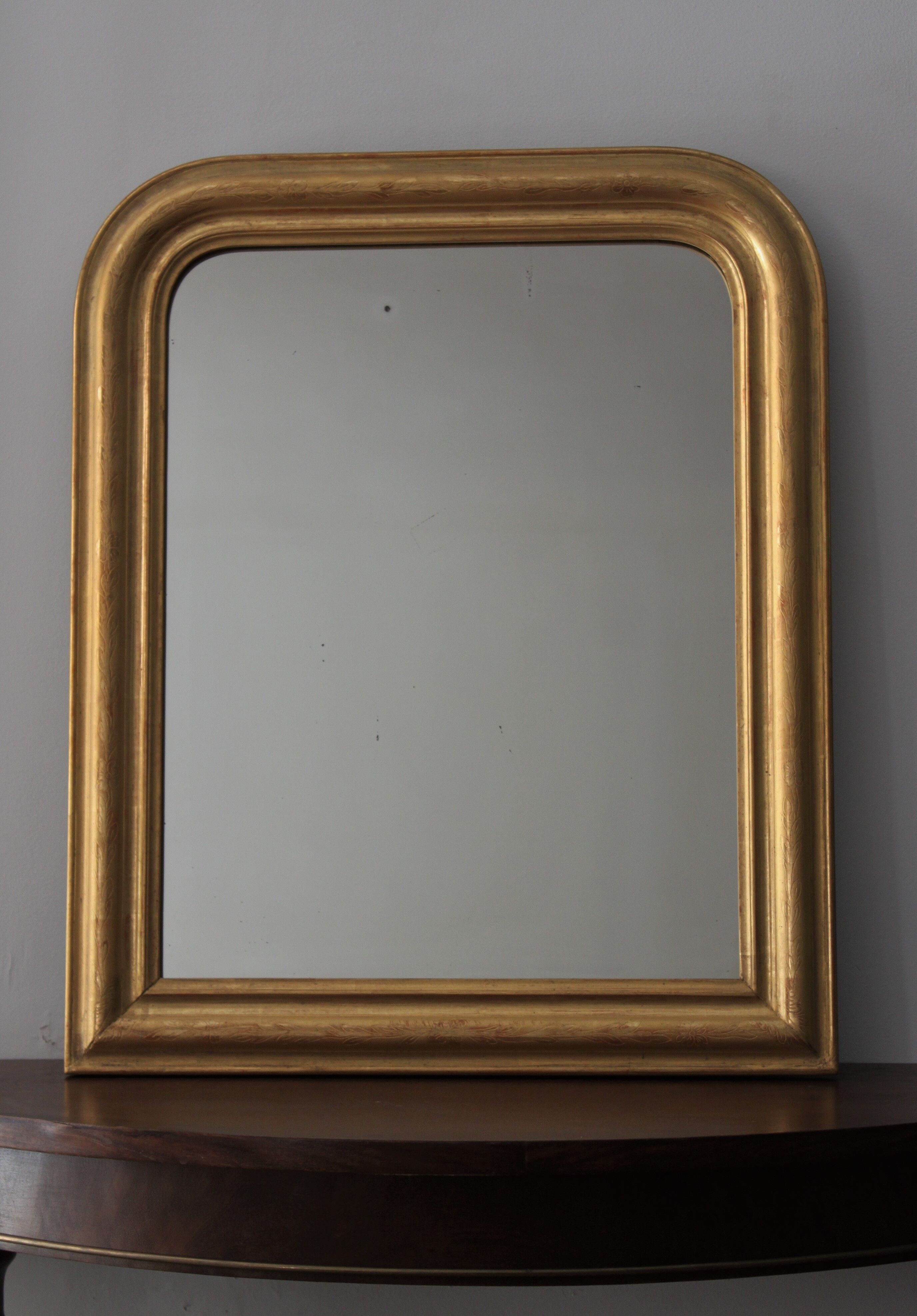 Louis Philippe mirror gilded with gold leaf - 67x54cm
