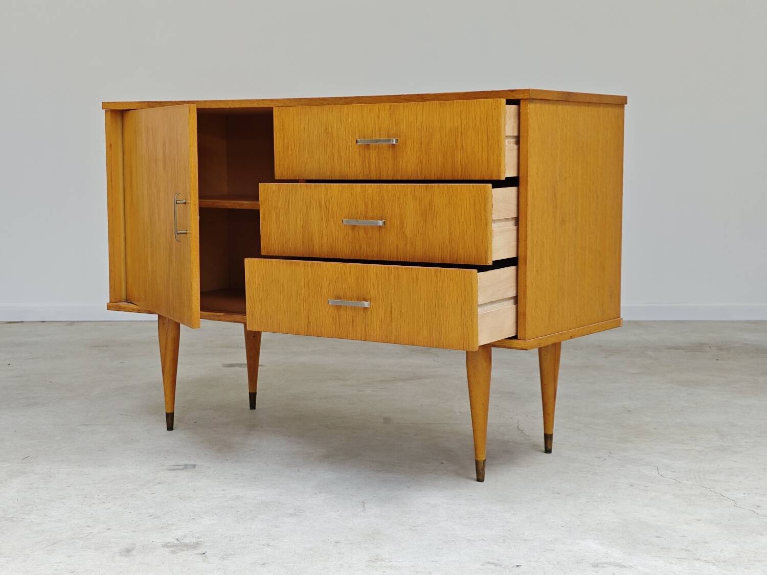 Petit Buffet / Commode style scandinave vintage en bois France 1970