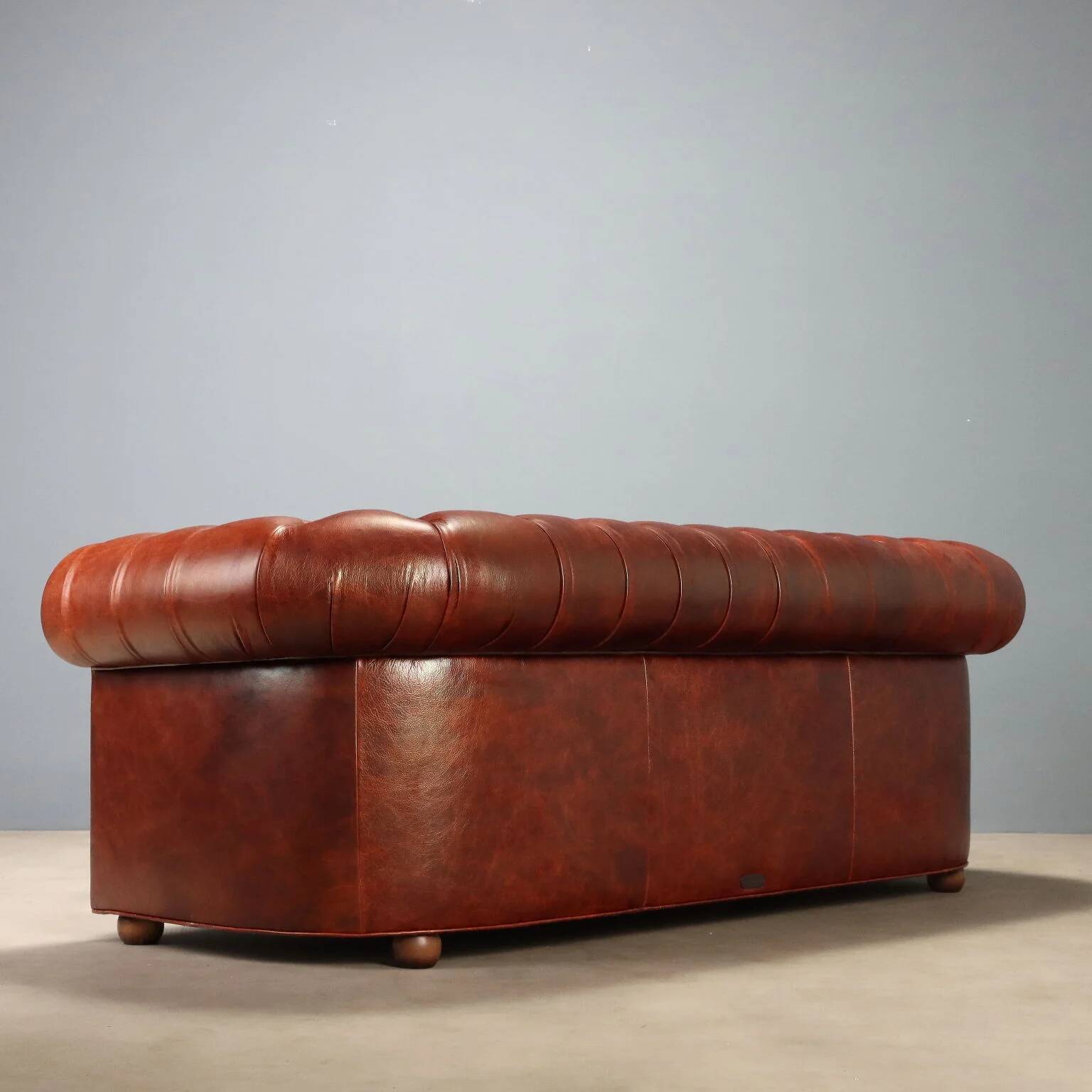 Canapé Chesterfield par la manufacture Santambrogio