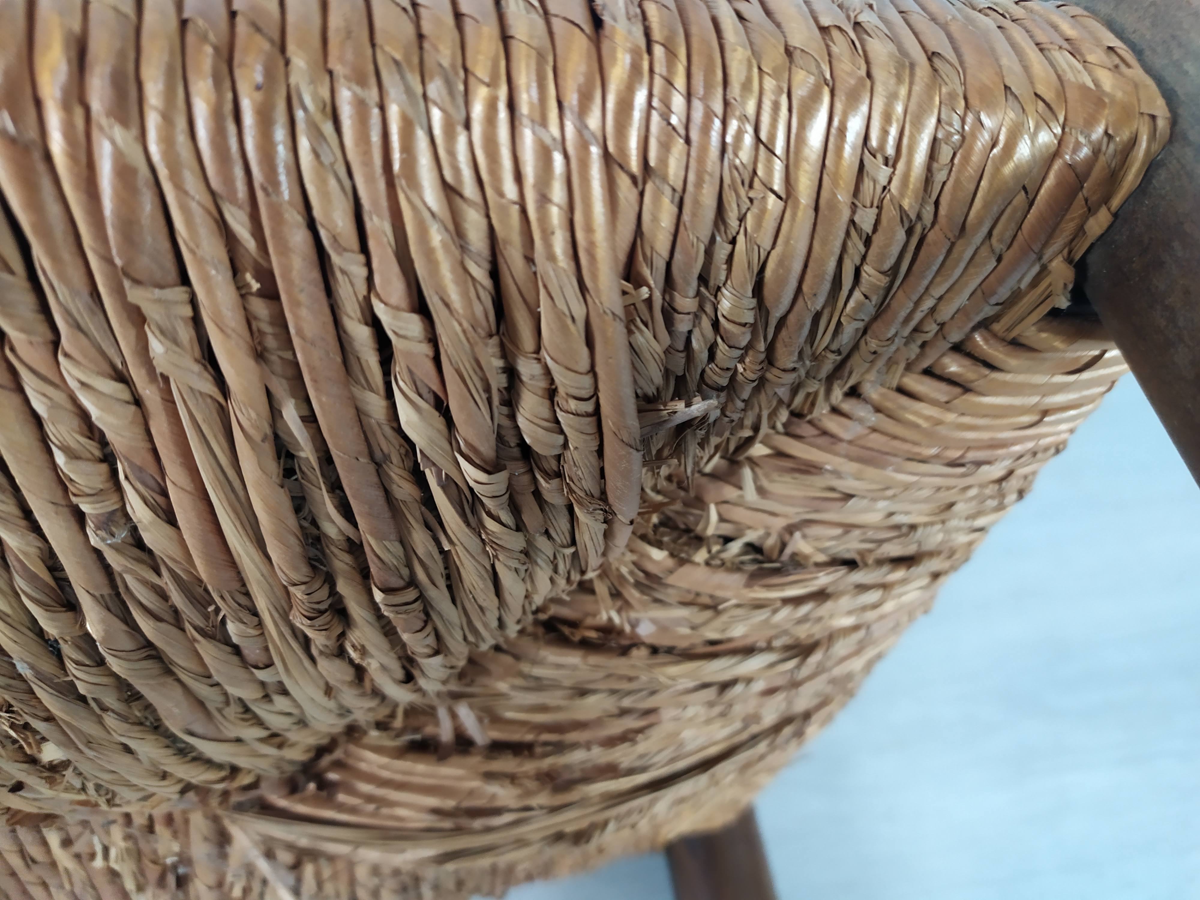Tabourets et banquette paillé