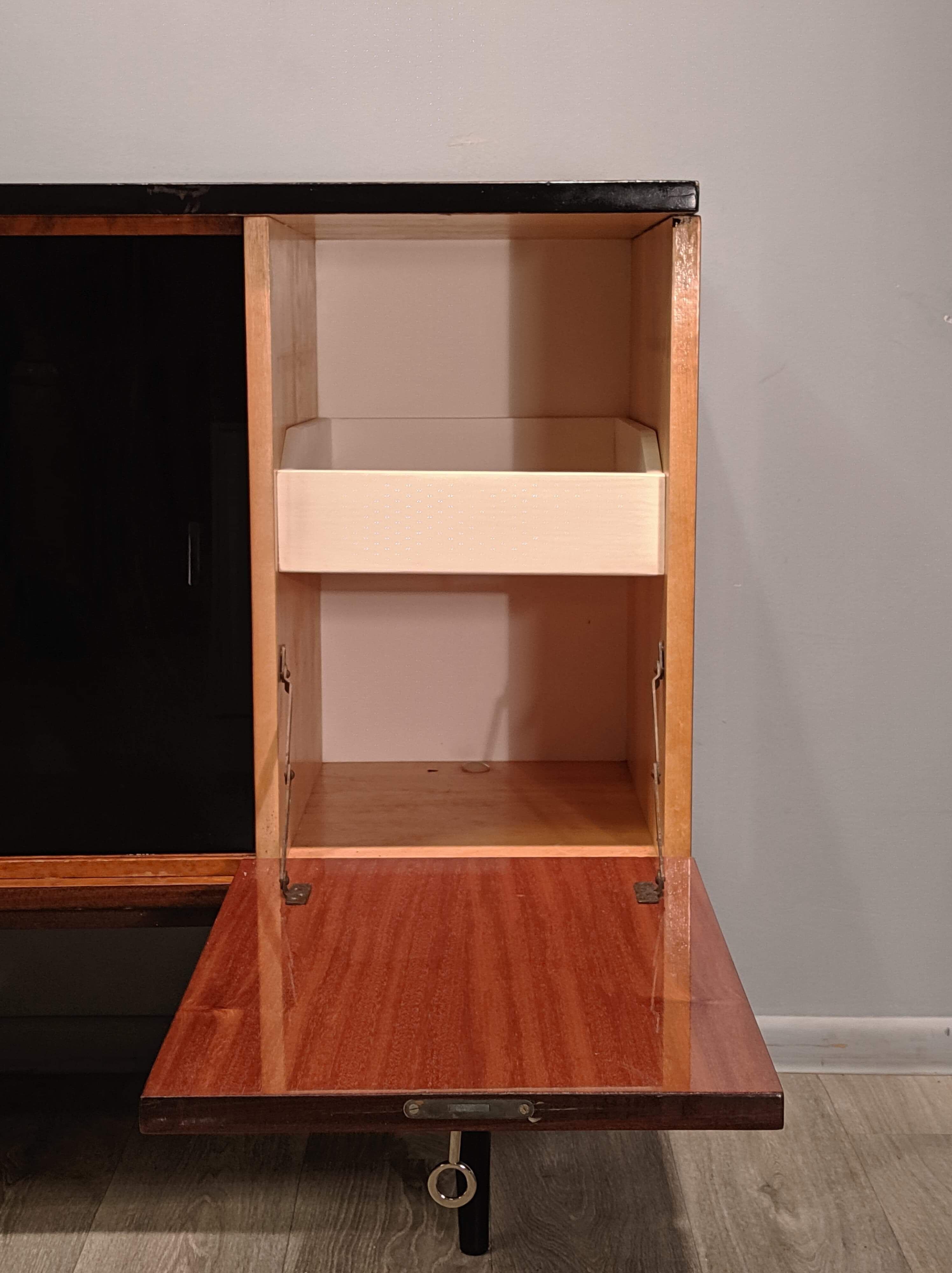 Vintage sideboard  60