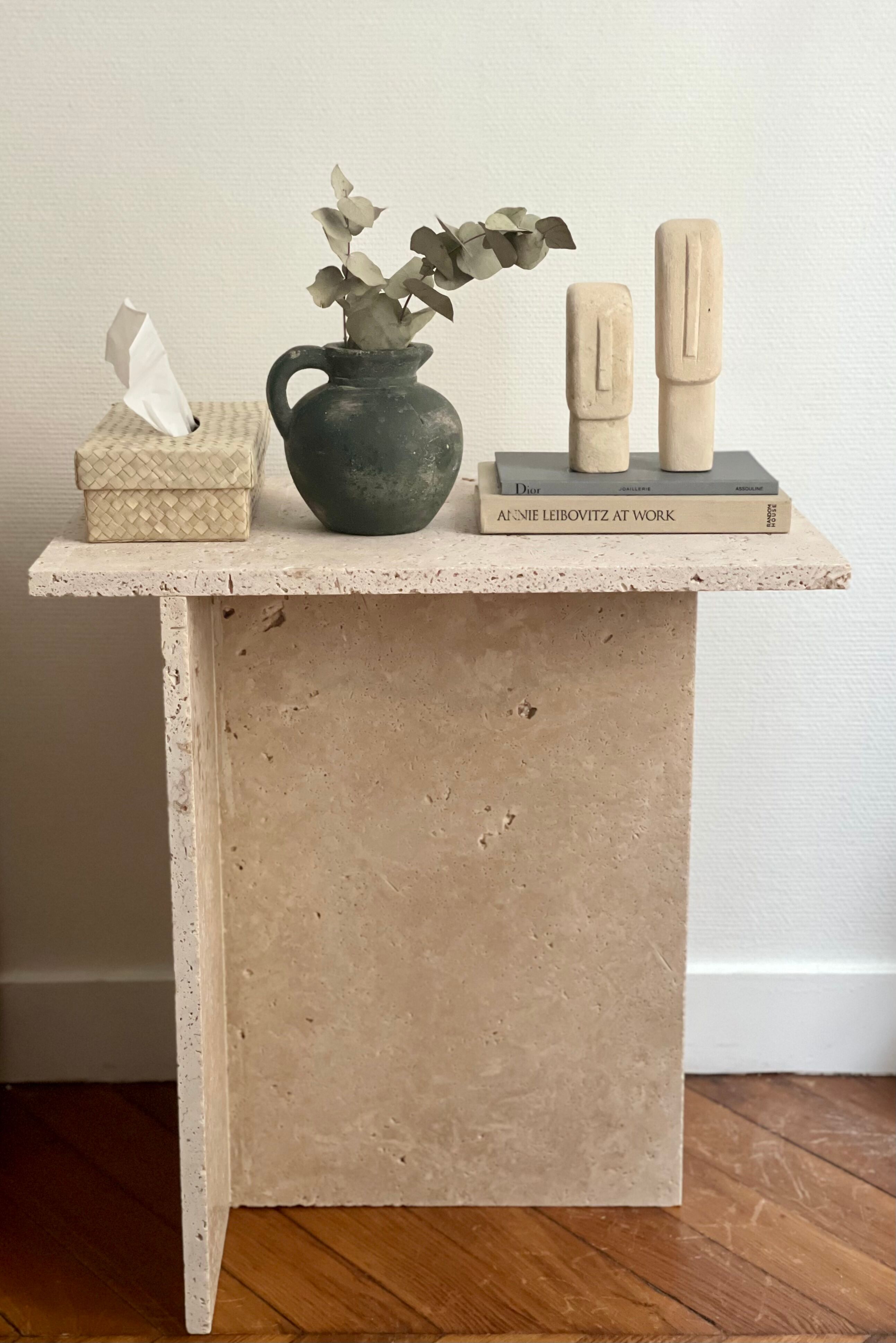 Set of two minimalist stone face statues