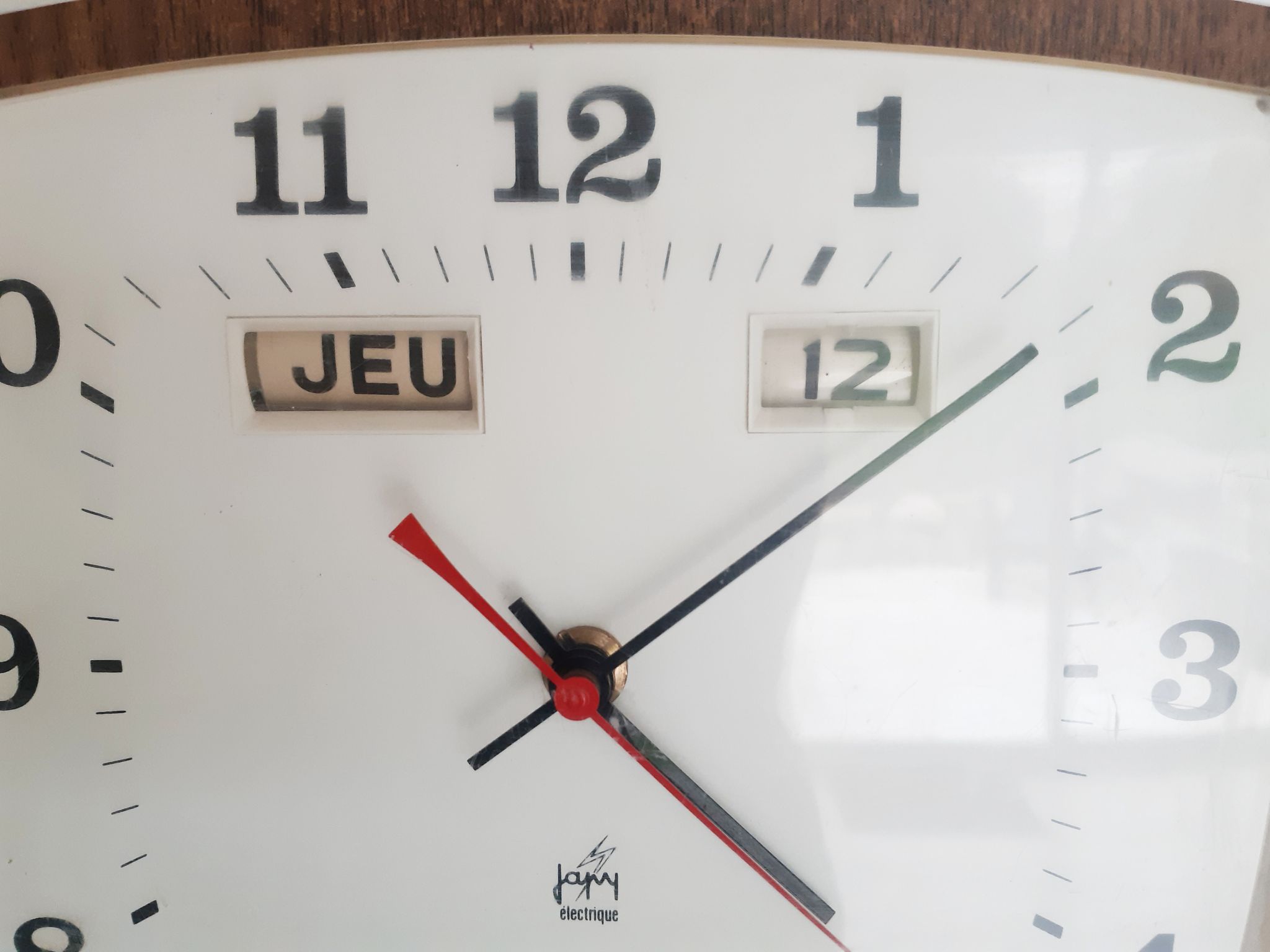Calendar clock in brown formica, vintage, 50s, functional