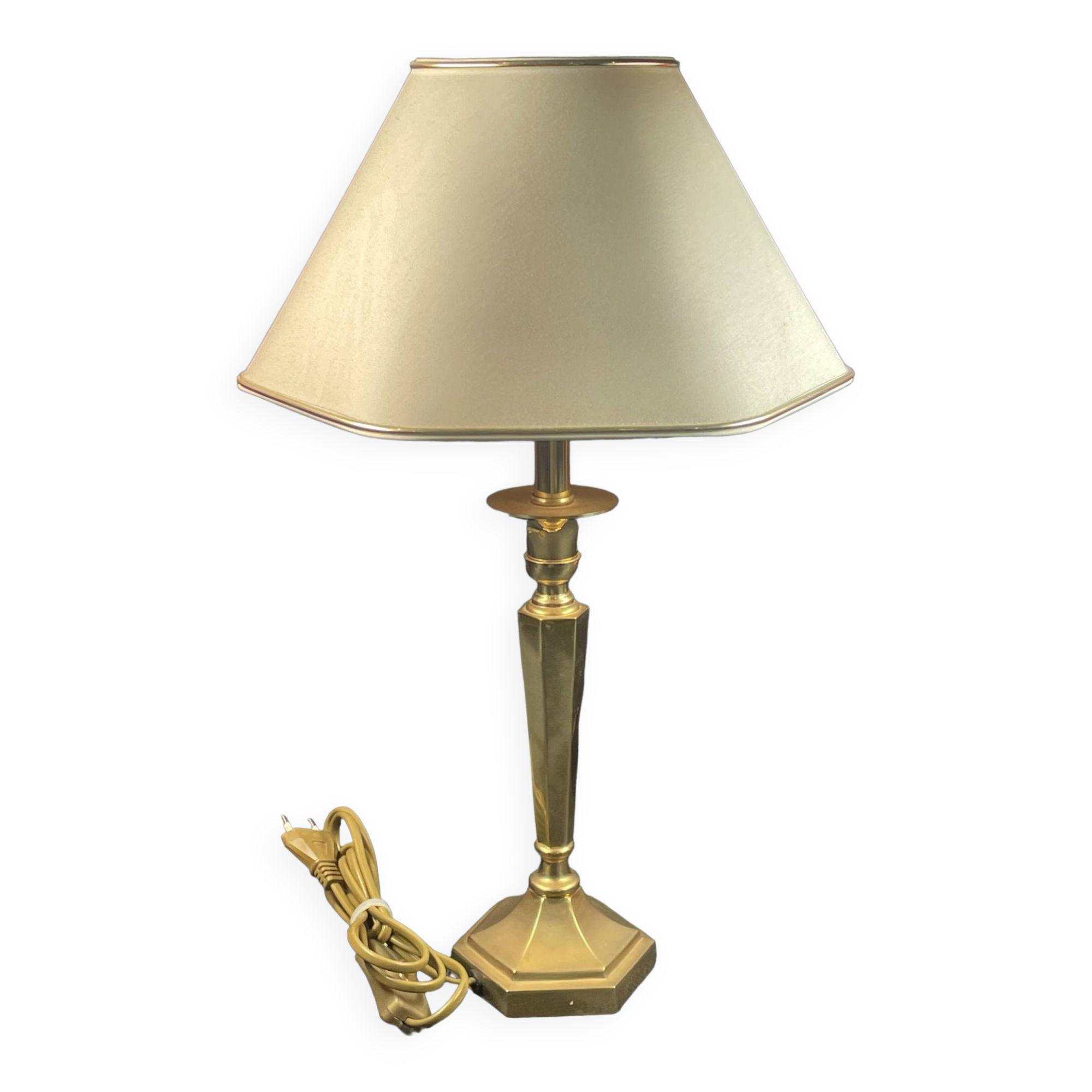 designer brass lamps with its lampshade