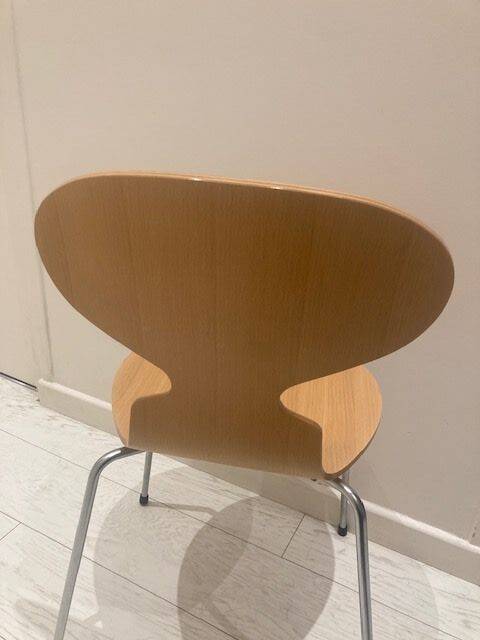 ANT ARNE JACOBSEN CHAIRS