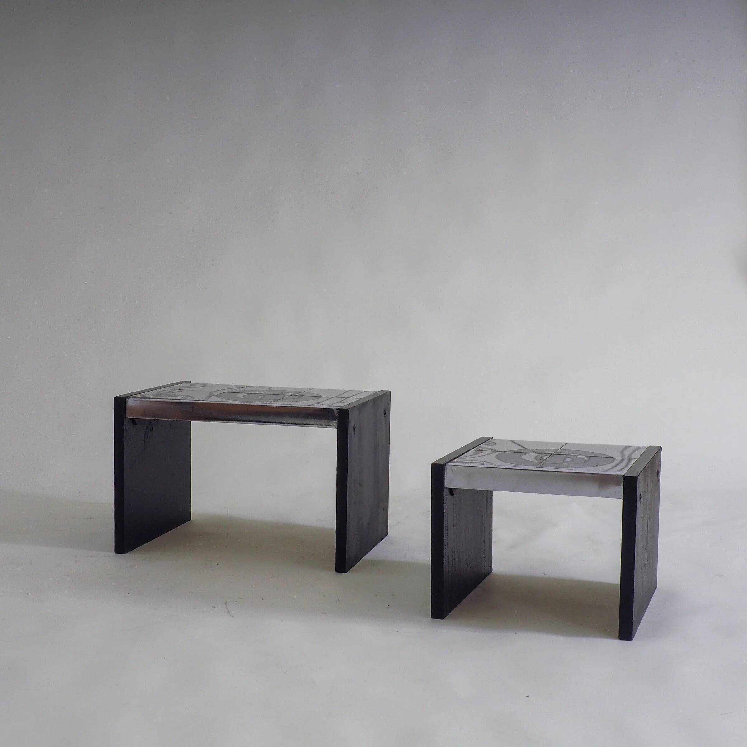 Set of 2 tiled nesting side tables