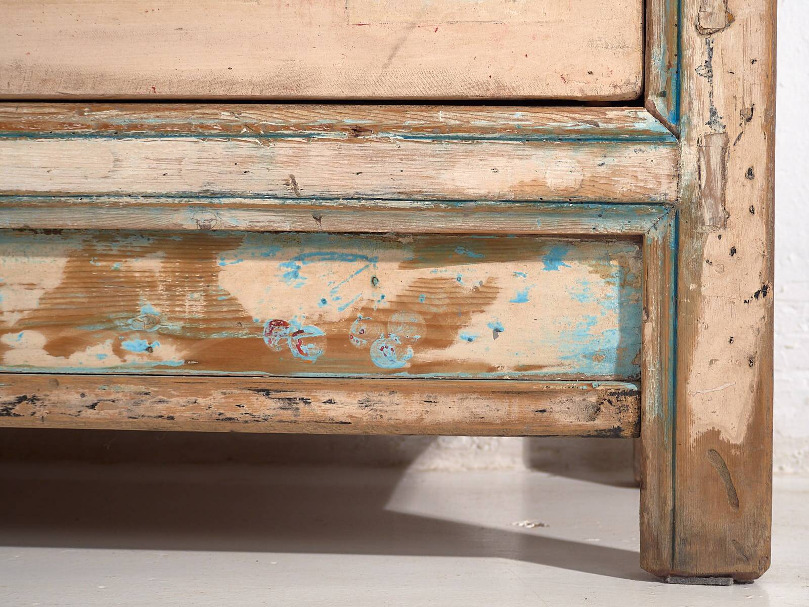Antique white sideboard with original illustrations (c.1900) #7