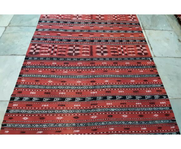 Tapis marocain rouge en laine fait à la main - 220x120cm | Selency