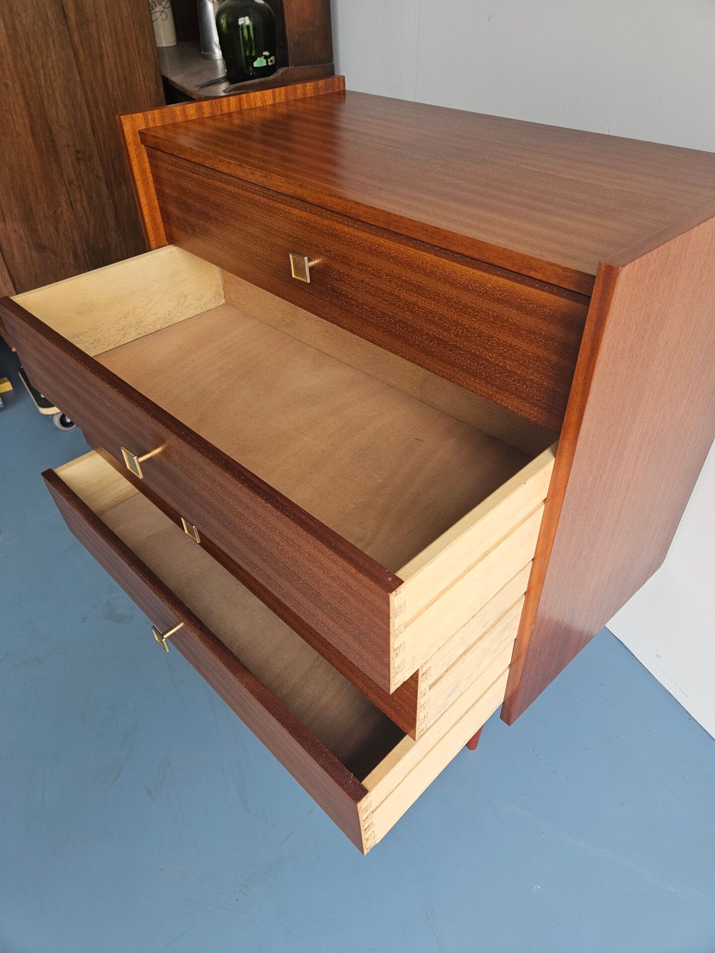 Scandinavian chest of drawers