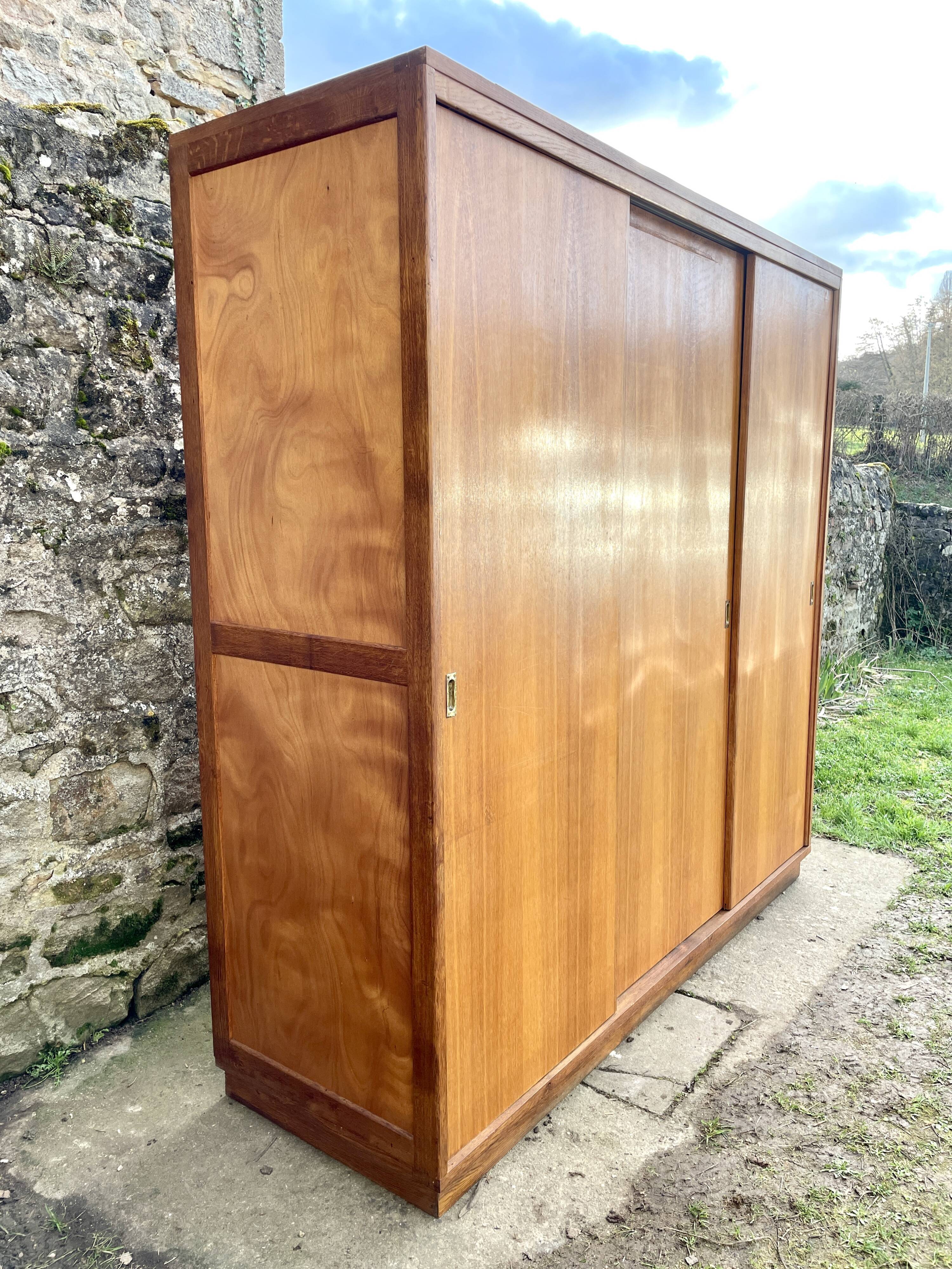 Wardrobe with 3 sliding doors in solid wood 1960