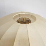 Lampe de table avec incrustations et abat-jour en soie