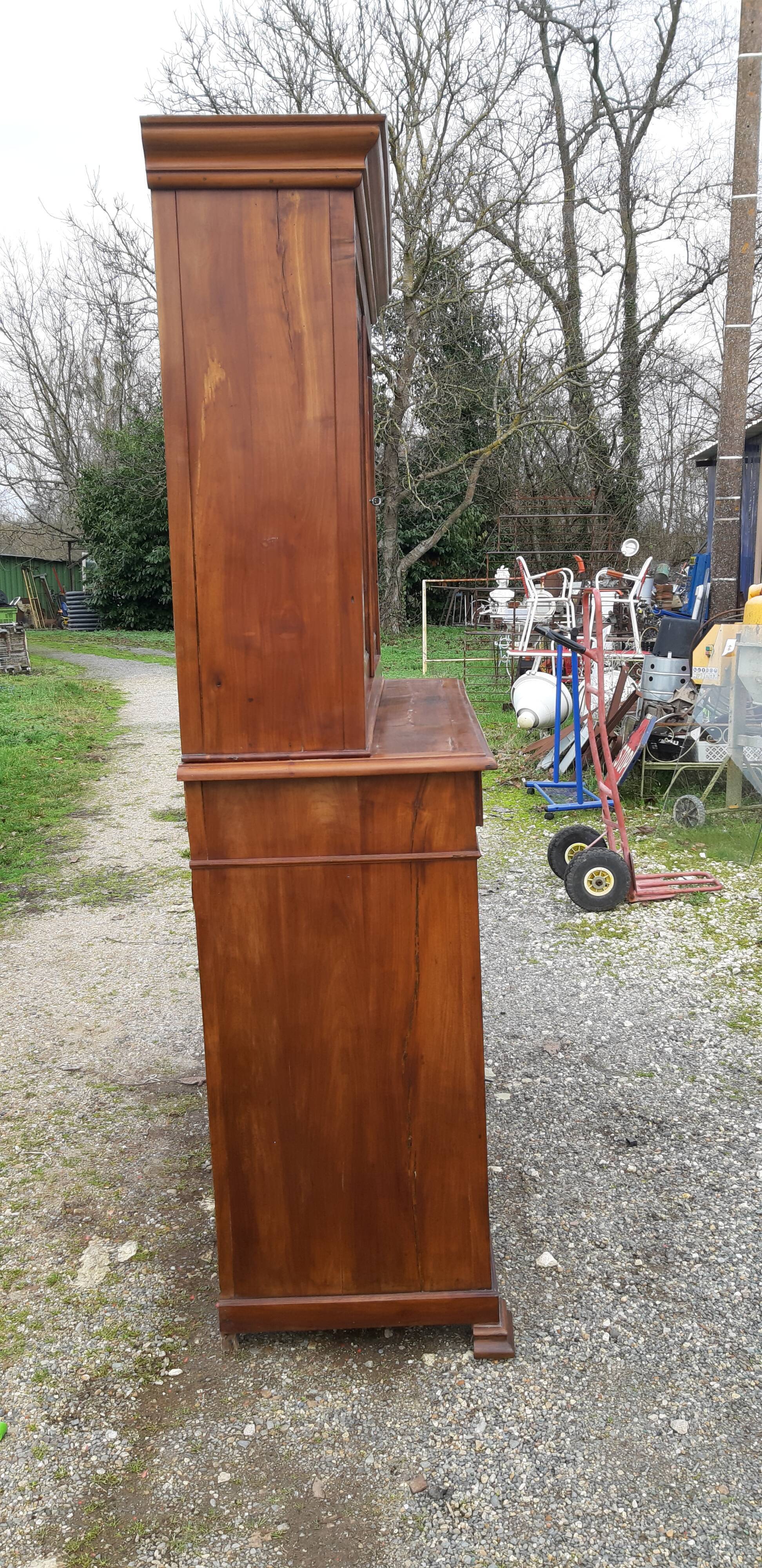 Walnut showcase buffet 19th