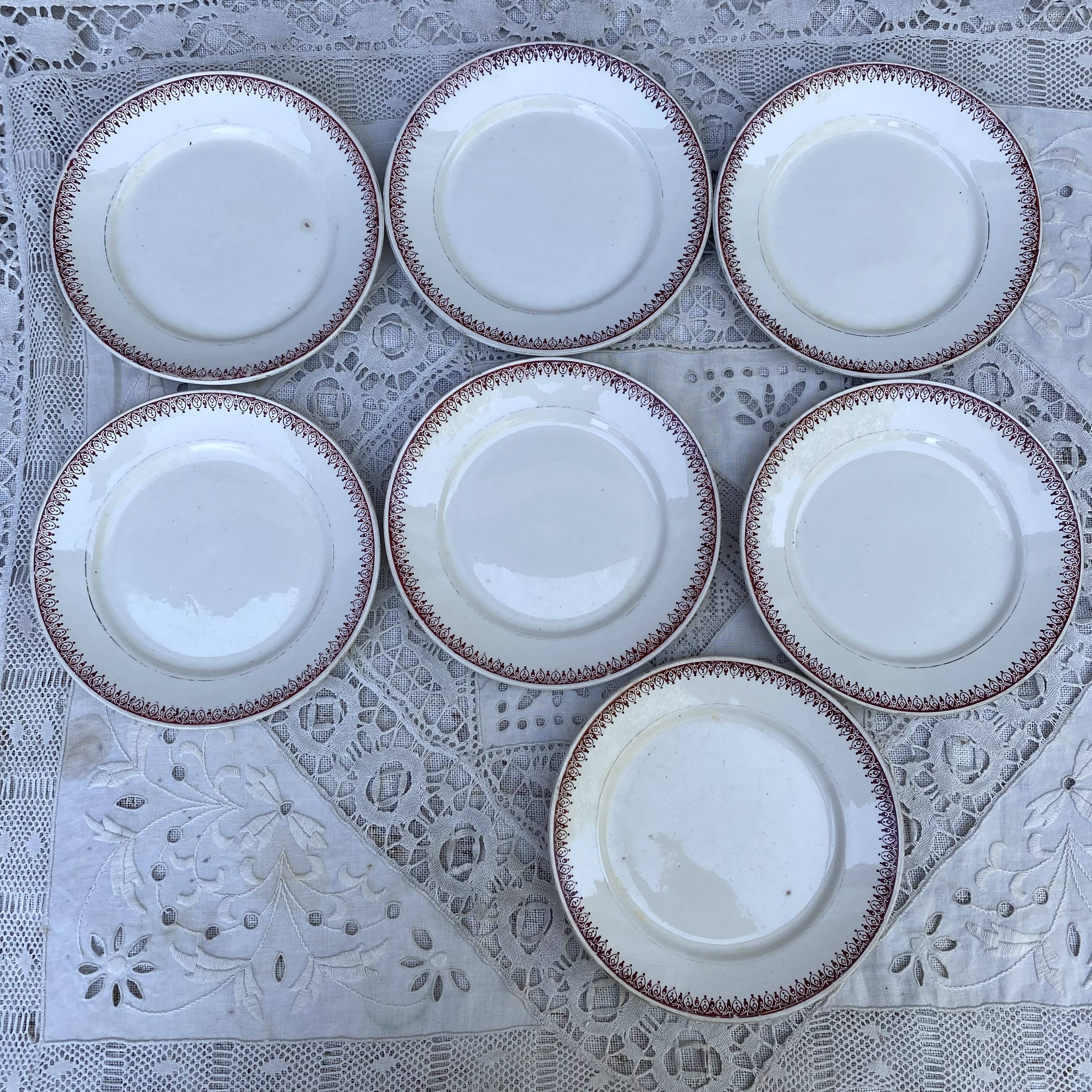 Assiettes  à dessert terre de fer St Amand