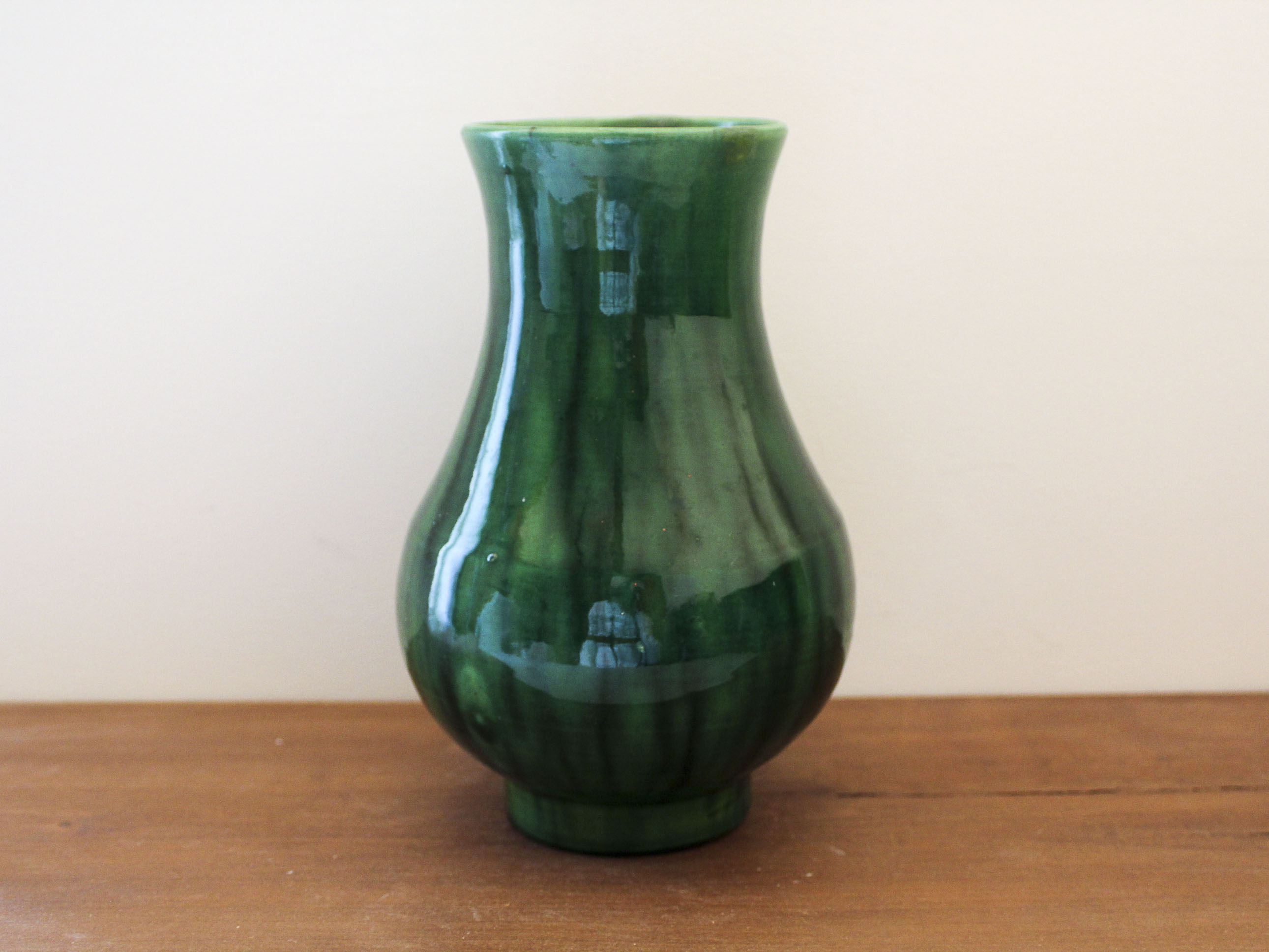 Vase en céramique d'Acollay décor flamé vert
