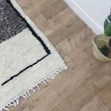 Azilal Berber rug in handmade wool 236 X 156 CM