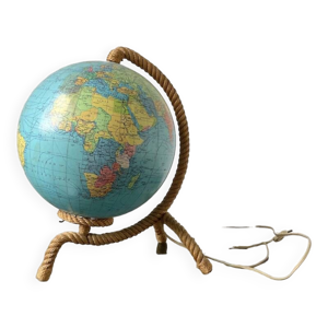 Globe terrestre lumineux